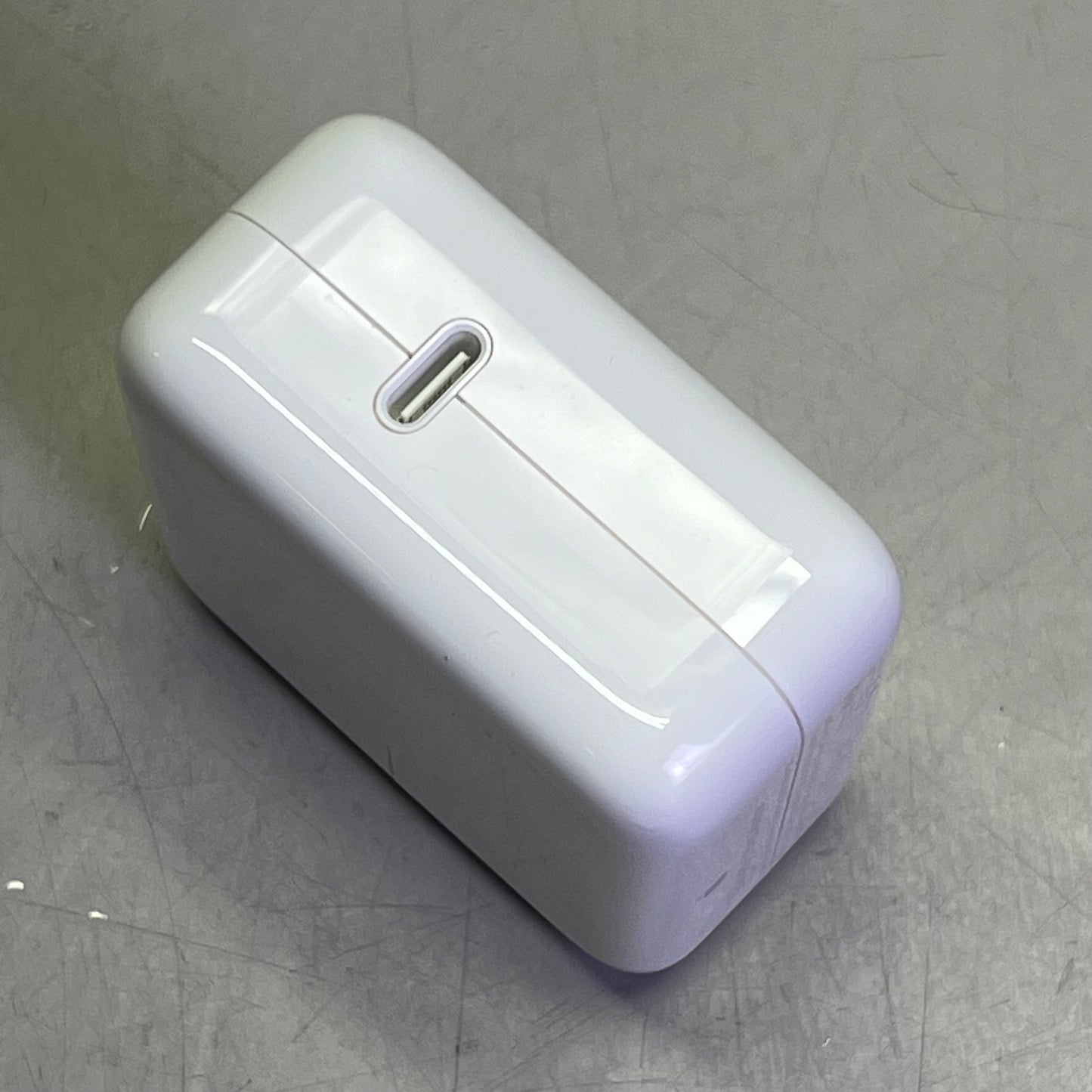 APPLE USB-C Power Adapter Fast Charge 30 Watts White MY1W2AM/A (Returns)