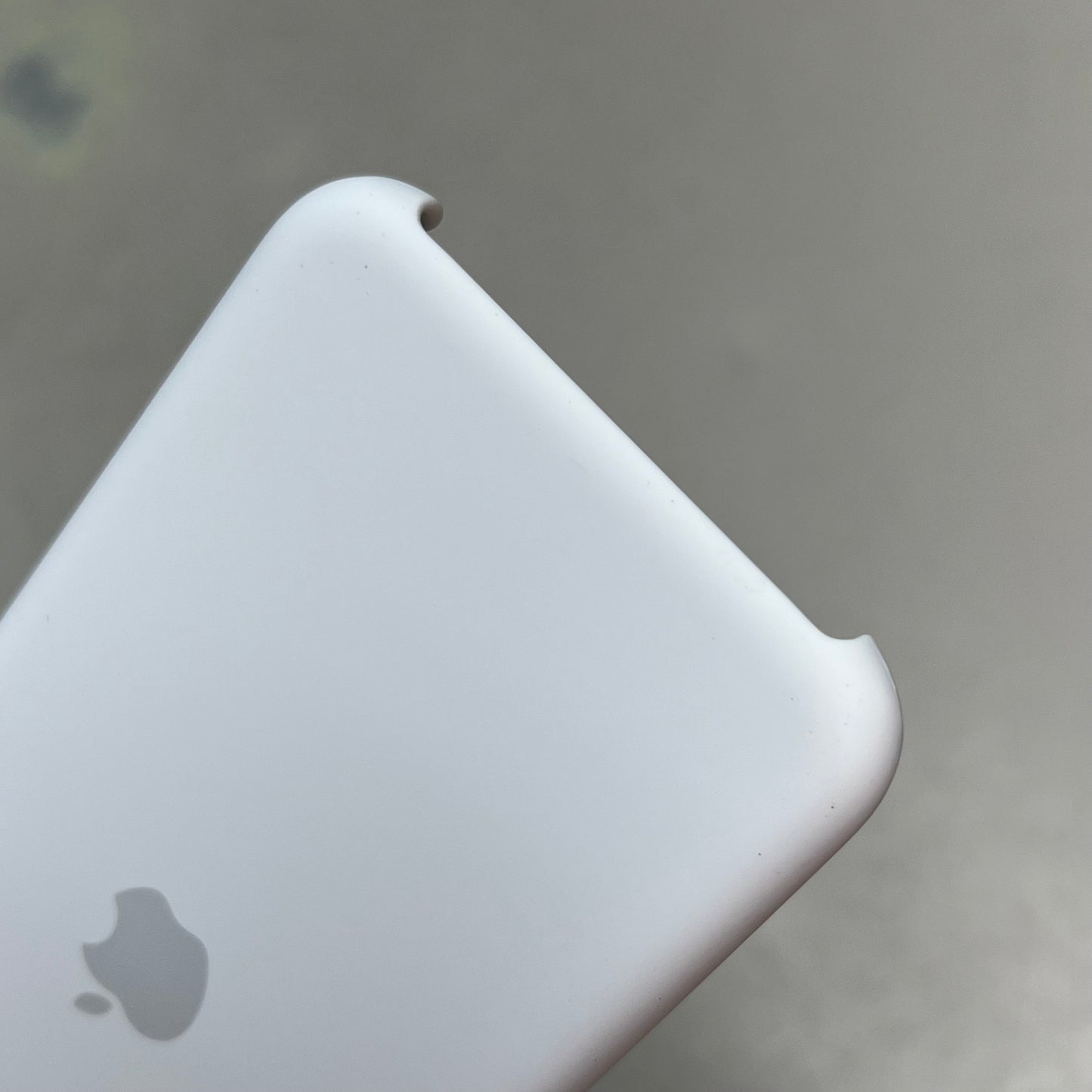 APPLE Silicone Case For Apple iPhone SE (2nd Generation) White MXYJ2ZM/A(Return)