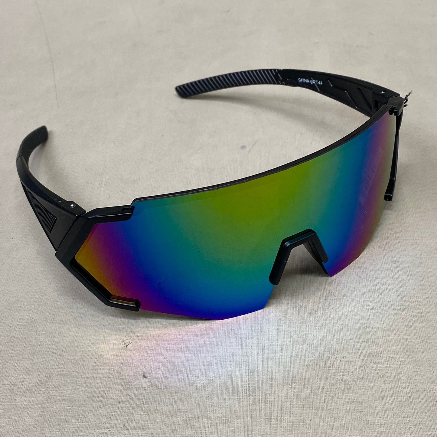 KING STRIKER (6 Pack) Assorted Polarized Sunglasses Shatterproof Polycarbonate Men's Assorted (Copy)