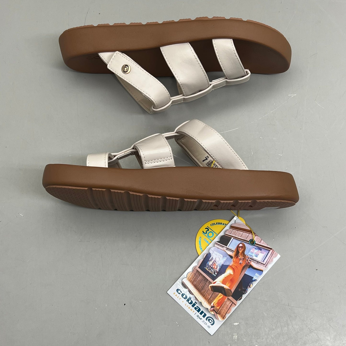 COBIAN Amalfi Synthetic Leather W/ Microfiber Lining Sandals Women's Sz 7, 37 EU Cream AMA25-110-7