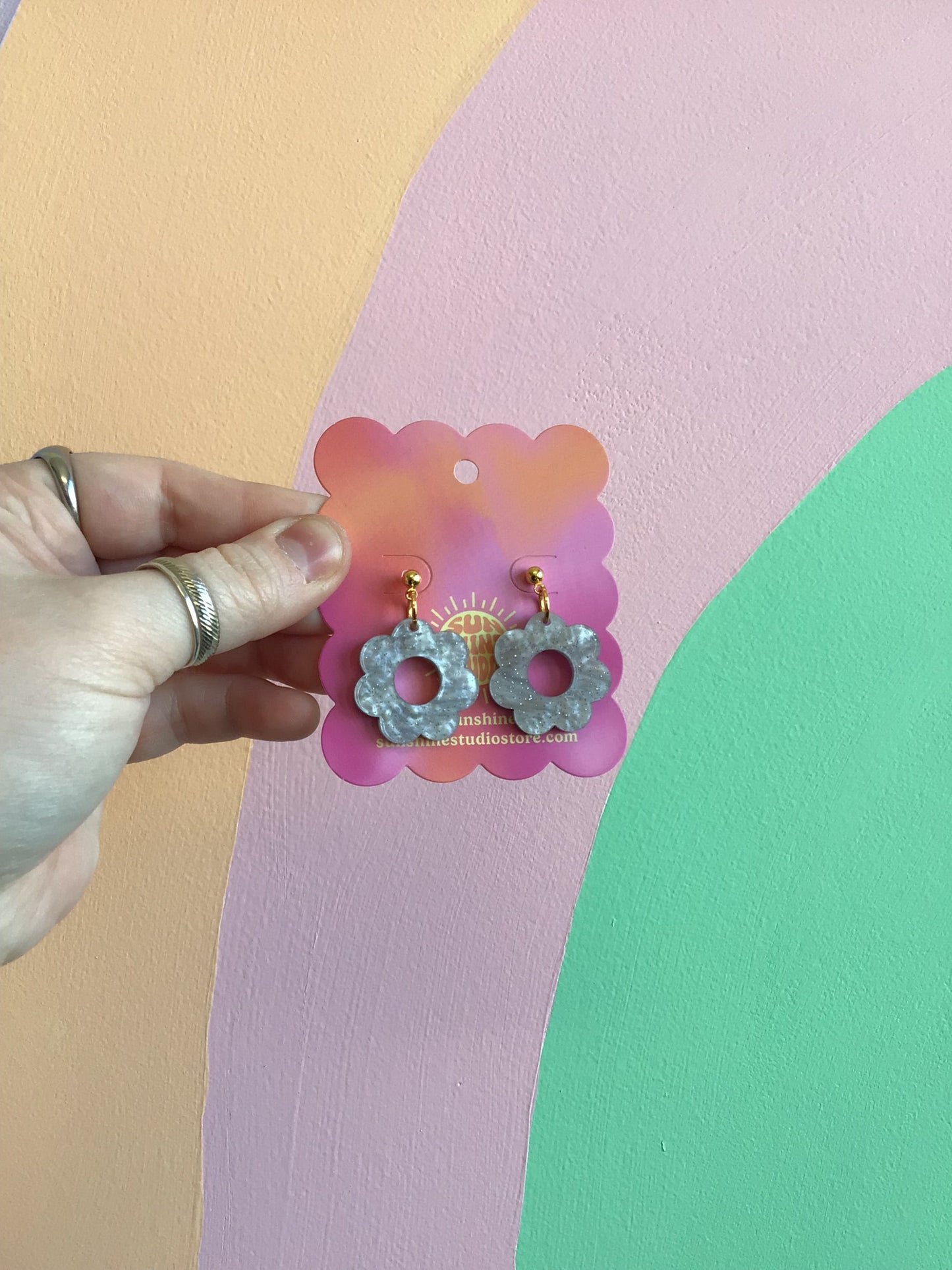 Happy Spring Daisy Earrings