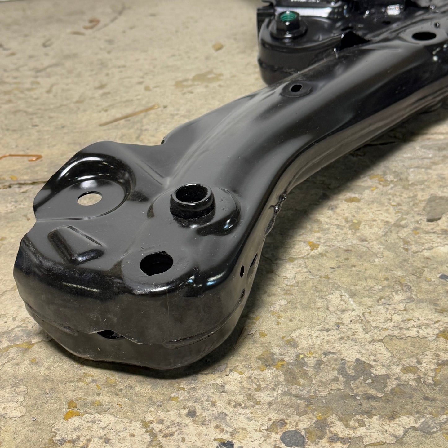 DYNA-MIG 1 Front Subframe Assembly Sz 44” L x 30” H Black Y FSF