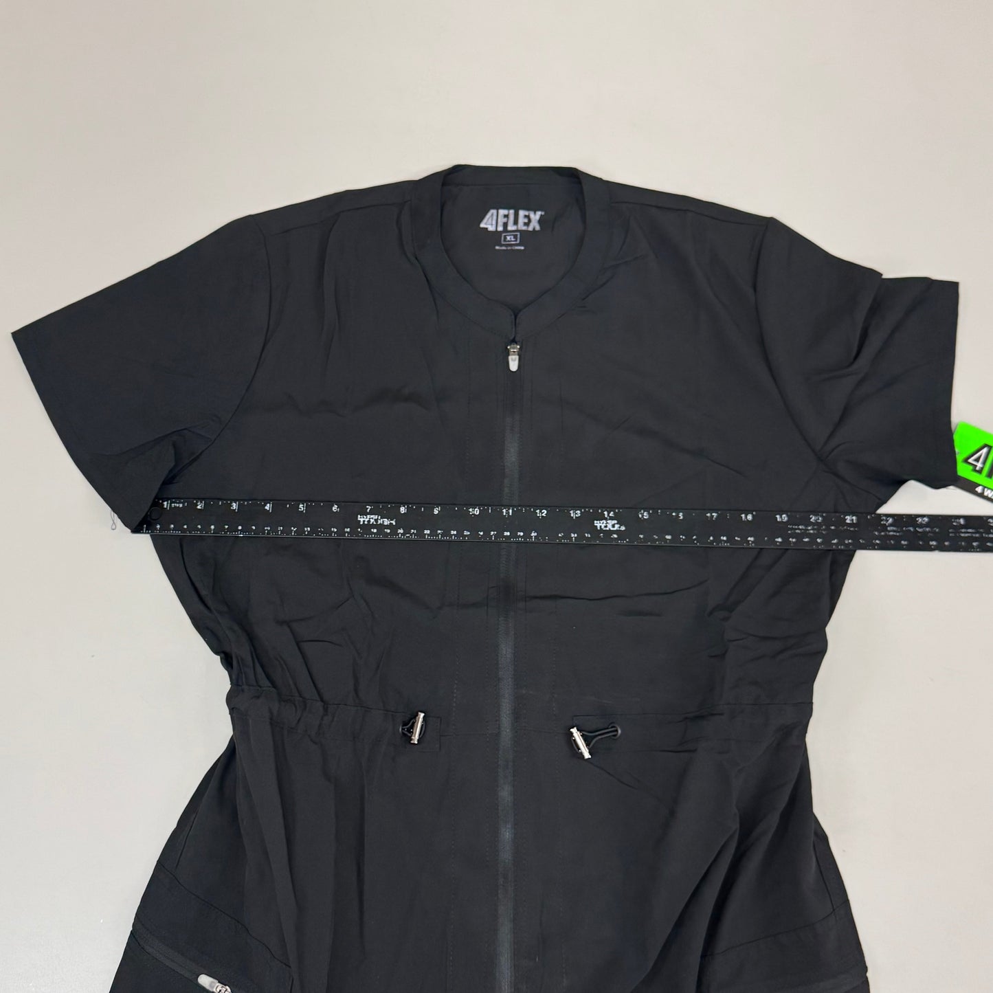 GREEN TOWN 4 Flex Scrubs Jumpsuit Cinch In Waist Women's Sz XL Black GFX-023AST