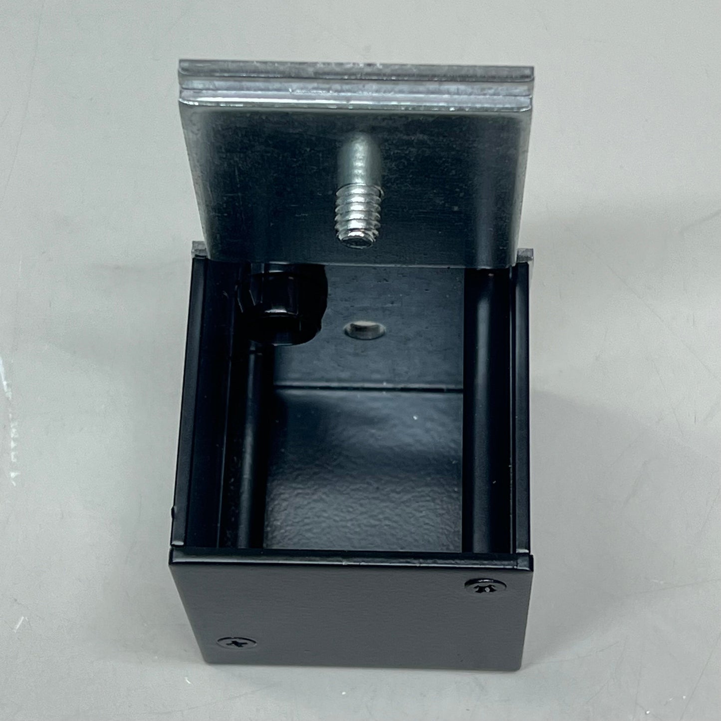 CONTECH Leviton Lux Beam Connector Track System Black Finish LBC22-1-B