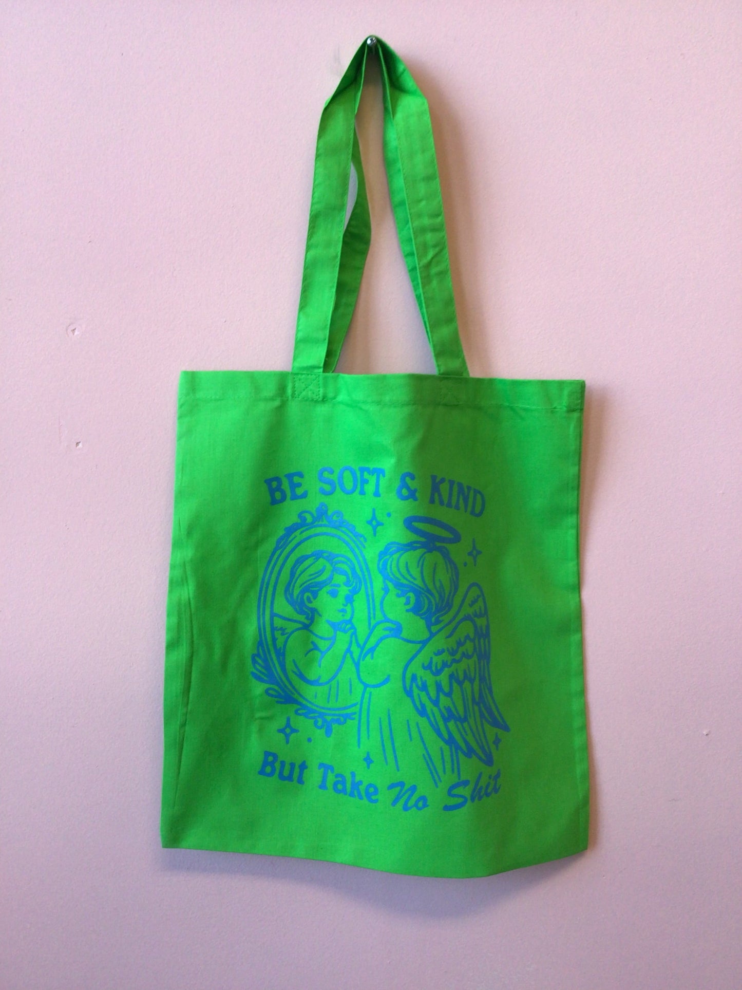 New Graphic Totes
