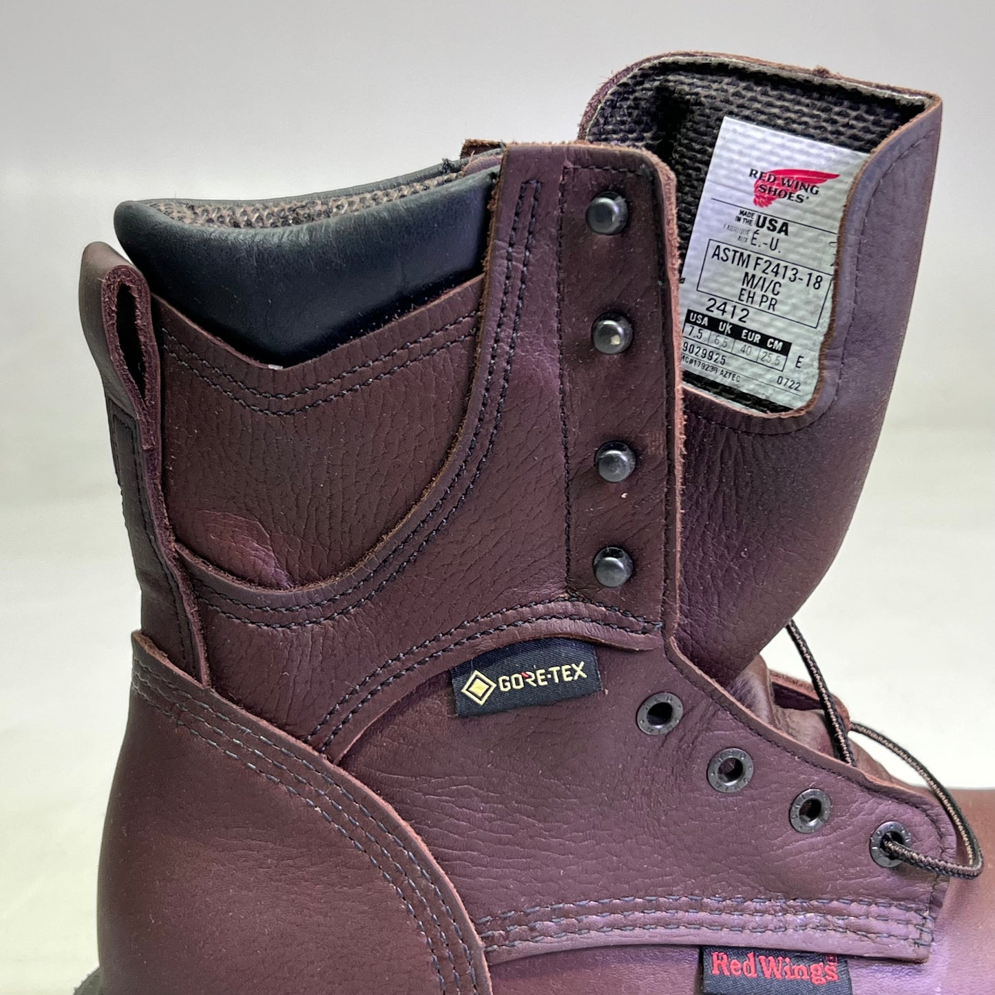RED WING SHOES  Men's Sz 7.5 Insulated, Waterproof CSA Safety Toe Boot, Brown 2412 (New Other, Dirty Box)