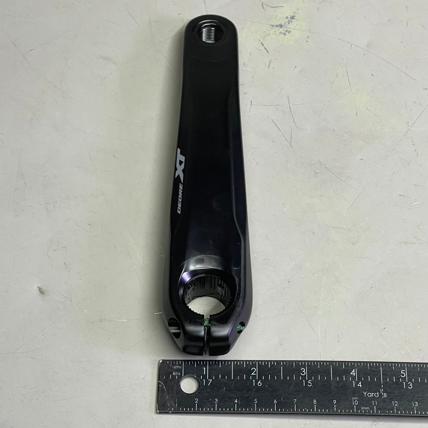 SHIMANO Deore XT Crankset 12-Speed 8.5" x 2" x 1" Black FC-M8100-1