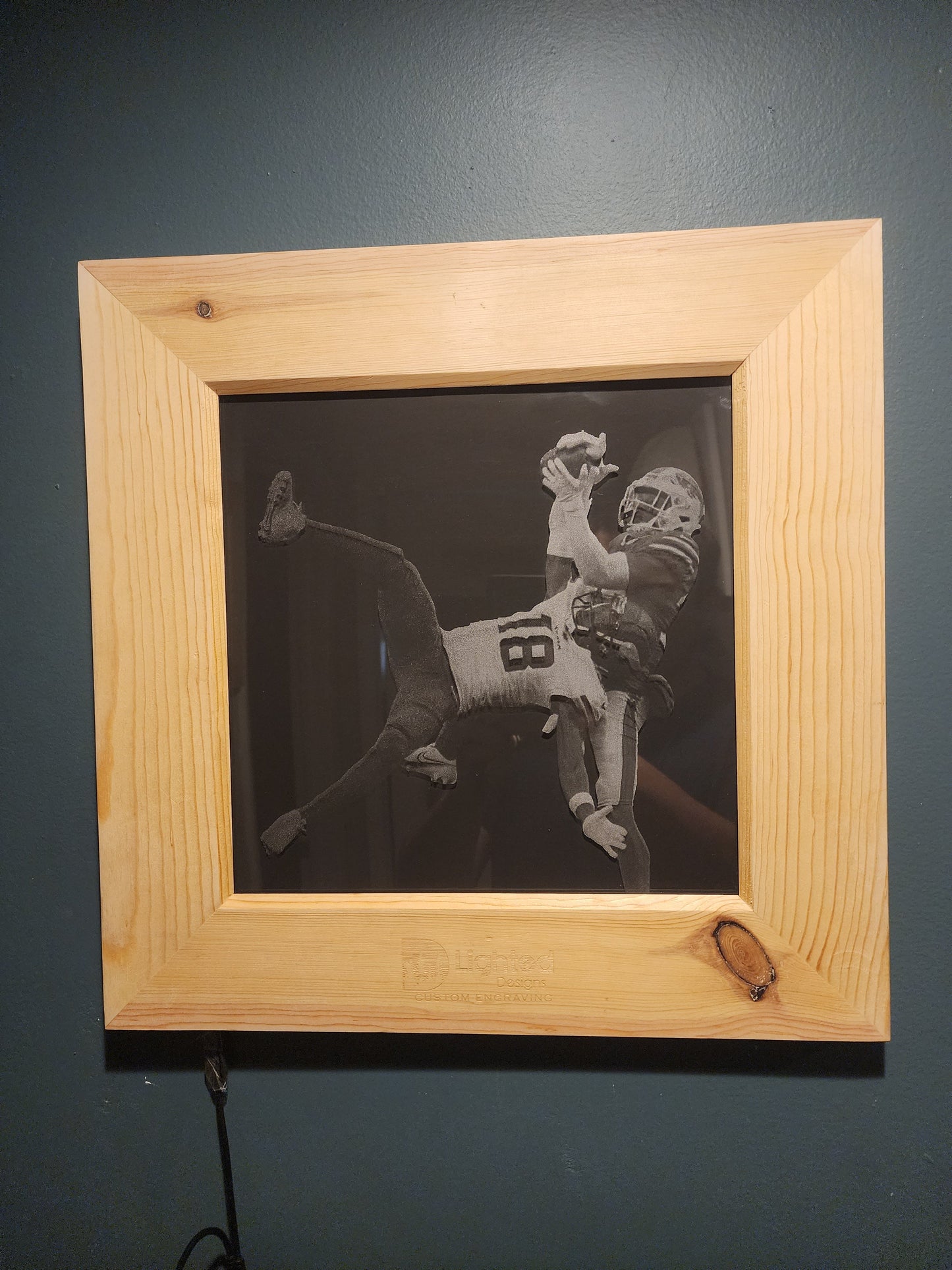 THE CATCH (Framed LED)