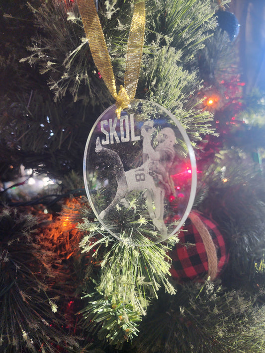 THE CATCH (Ornament)