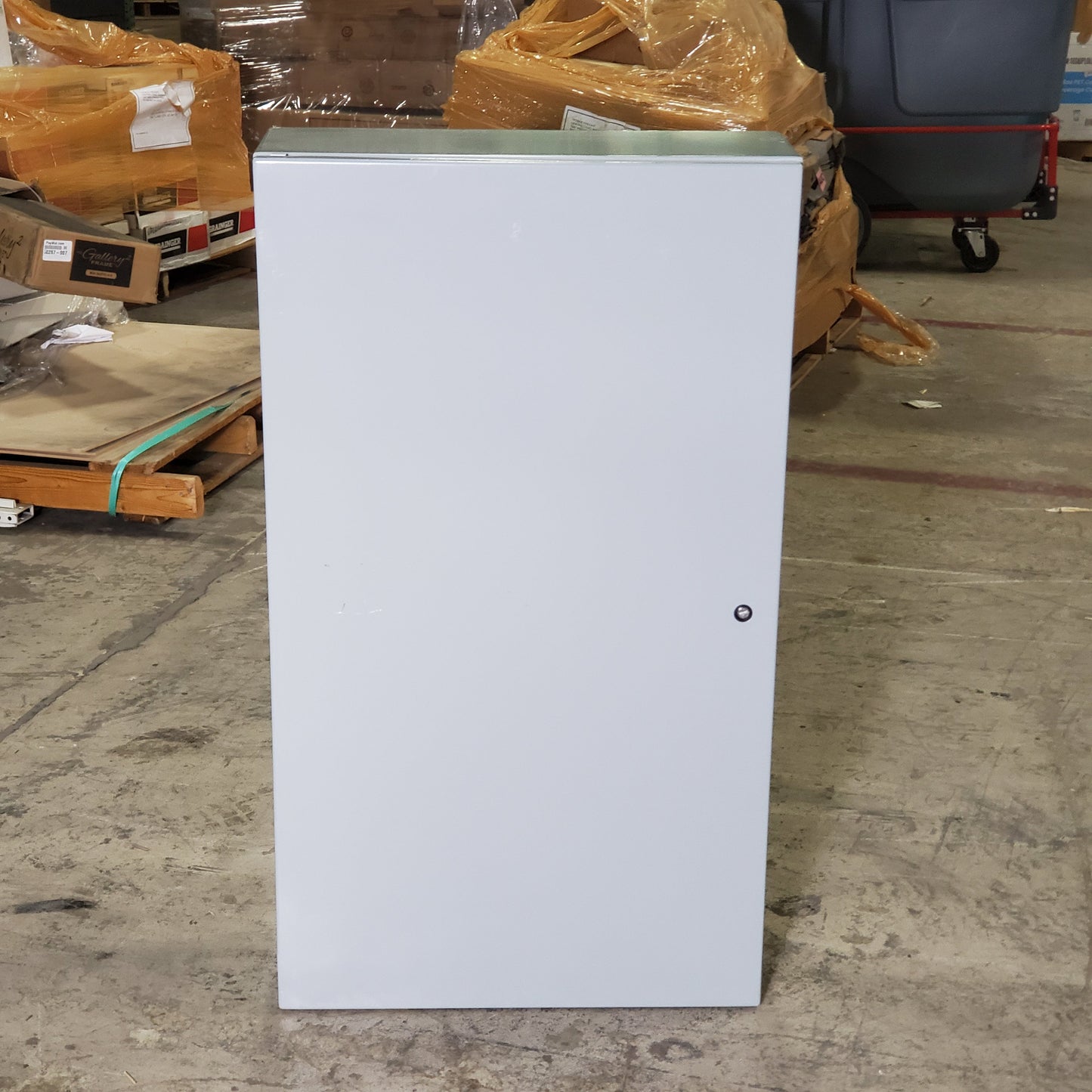 NVENT HOFFMAN Wall Mount Metal Enclosure Sz 24” W x 42” Lx 6.5” H Grey CSD42248