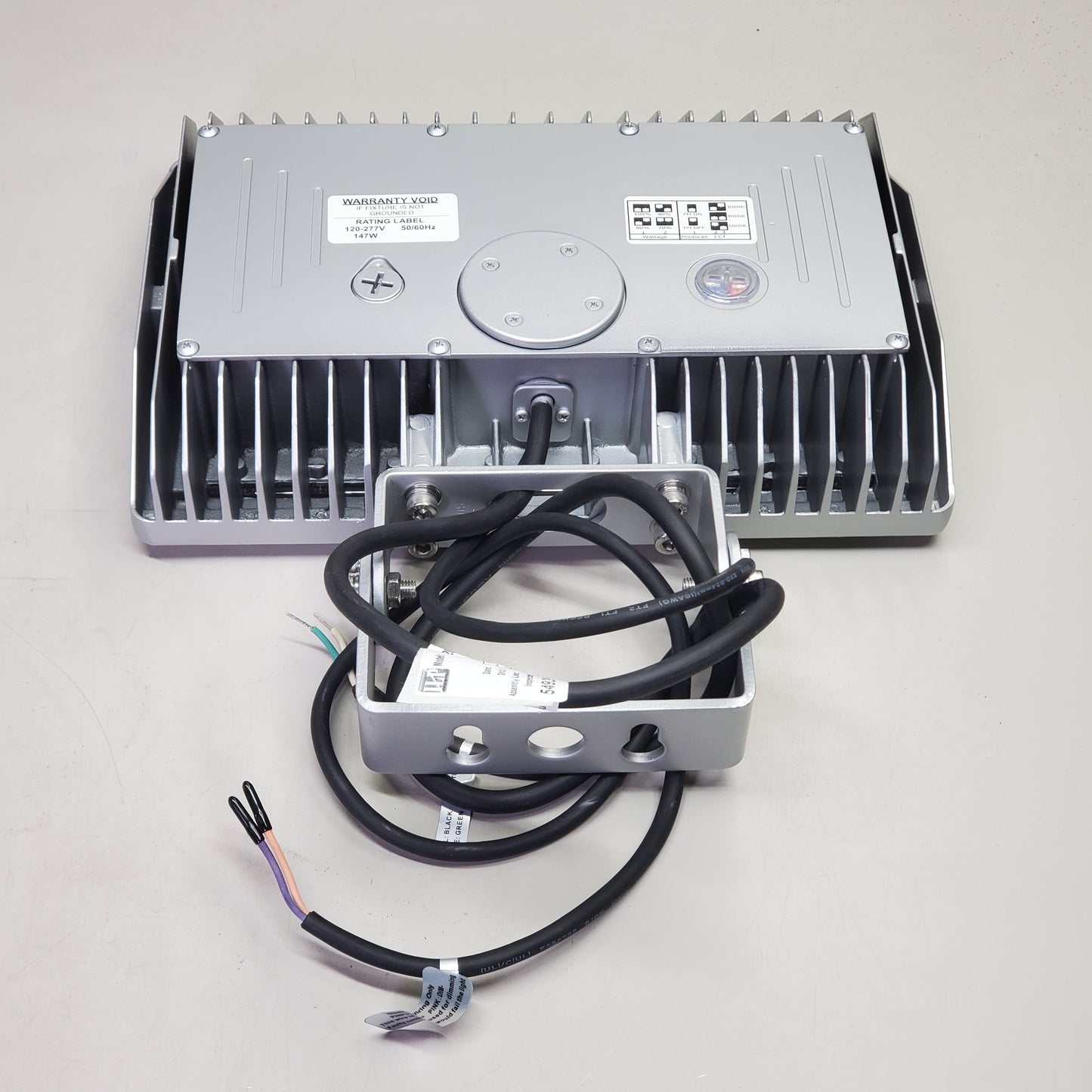 ILP Value Select 147W Flood Light 120V-277V, 4000K Silver Trunnion Mount Type E-5 VFL-20L-U-40-M-TRN-SLV