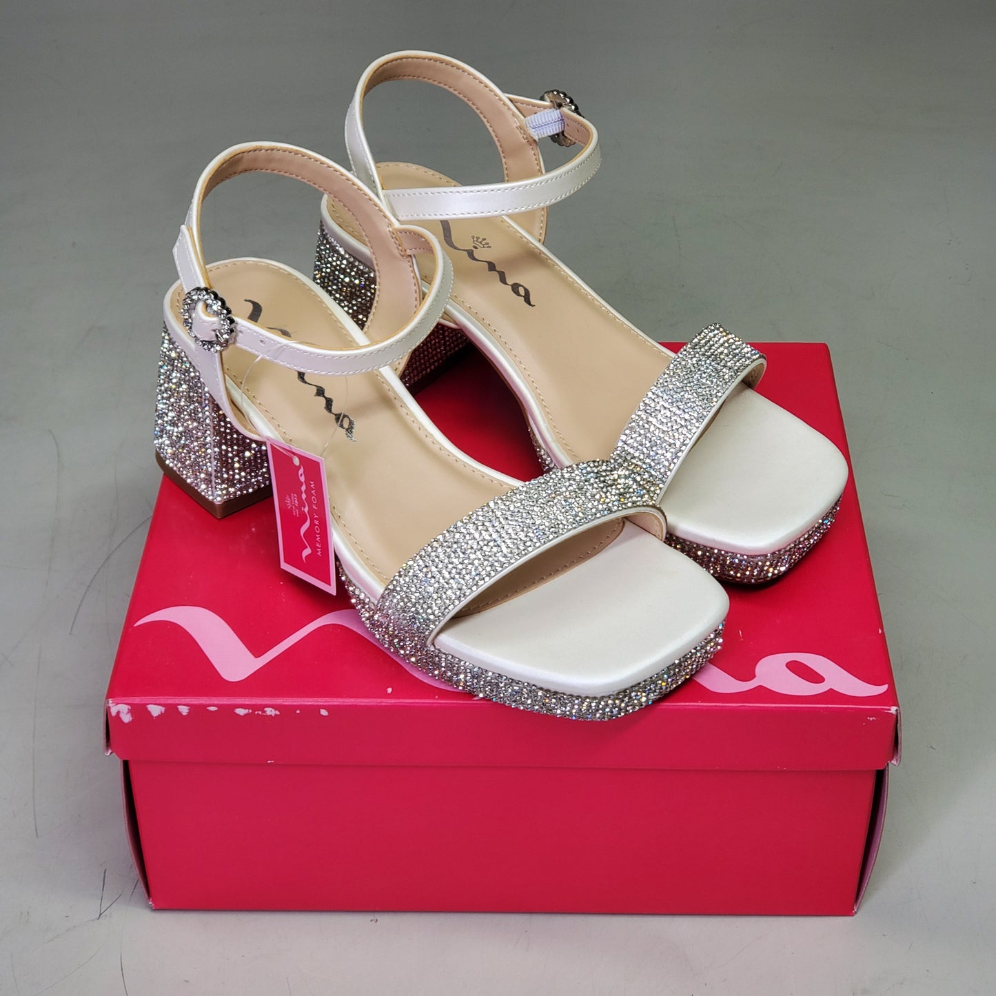 NINA Marysol Dress Sandals Girls SZ 3 M White Smooth / Stones K200652