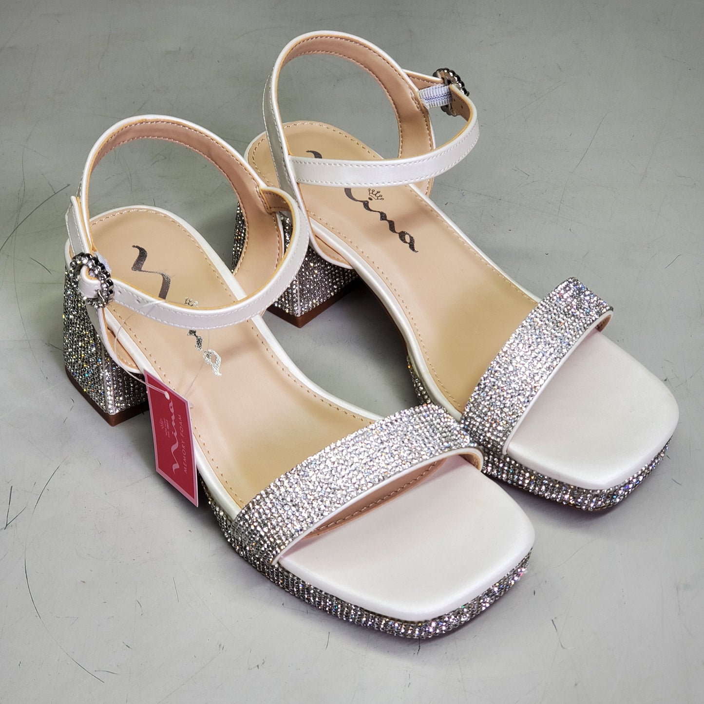 NINA Marysol Dress Sandals Girls SZ 2 M White Smooth / Stones K200652