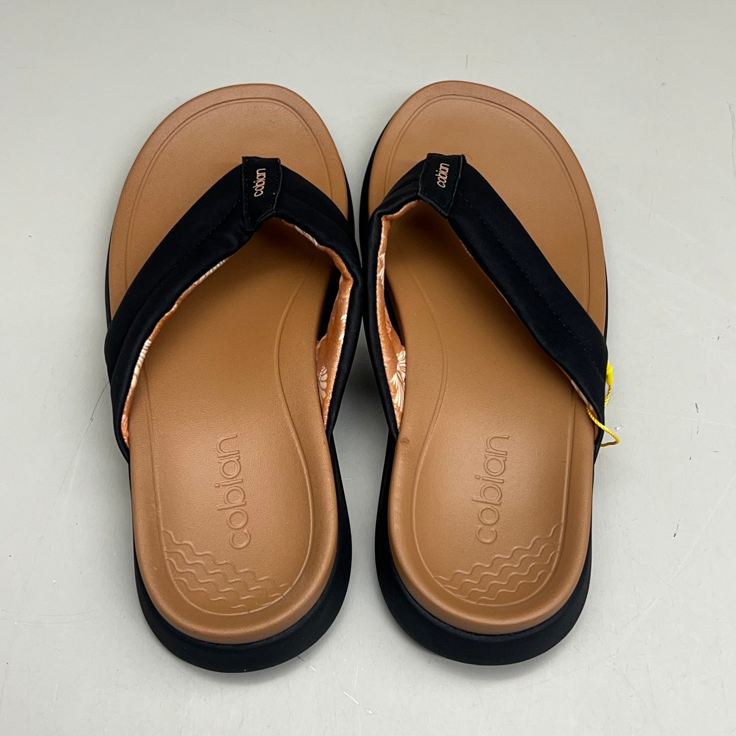 COBIAN Darby Synthetic Suede Strap Sandals  Women's SZ 8, EU 38.5 Black DAR24-001-8