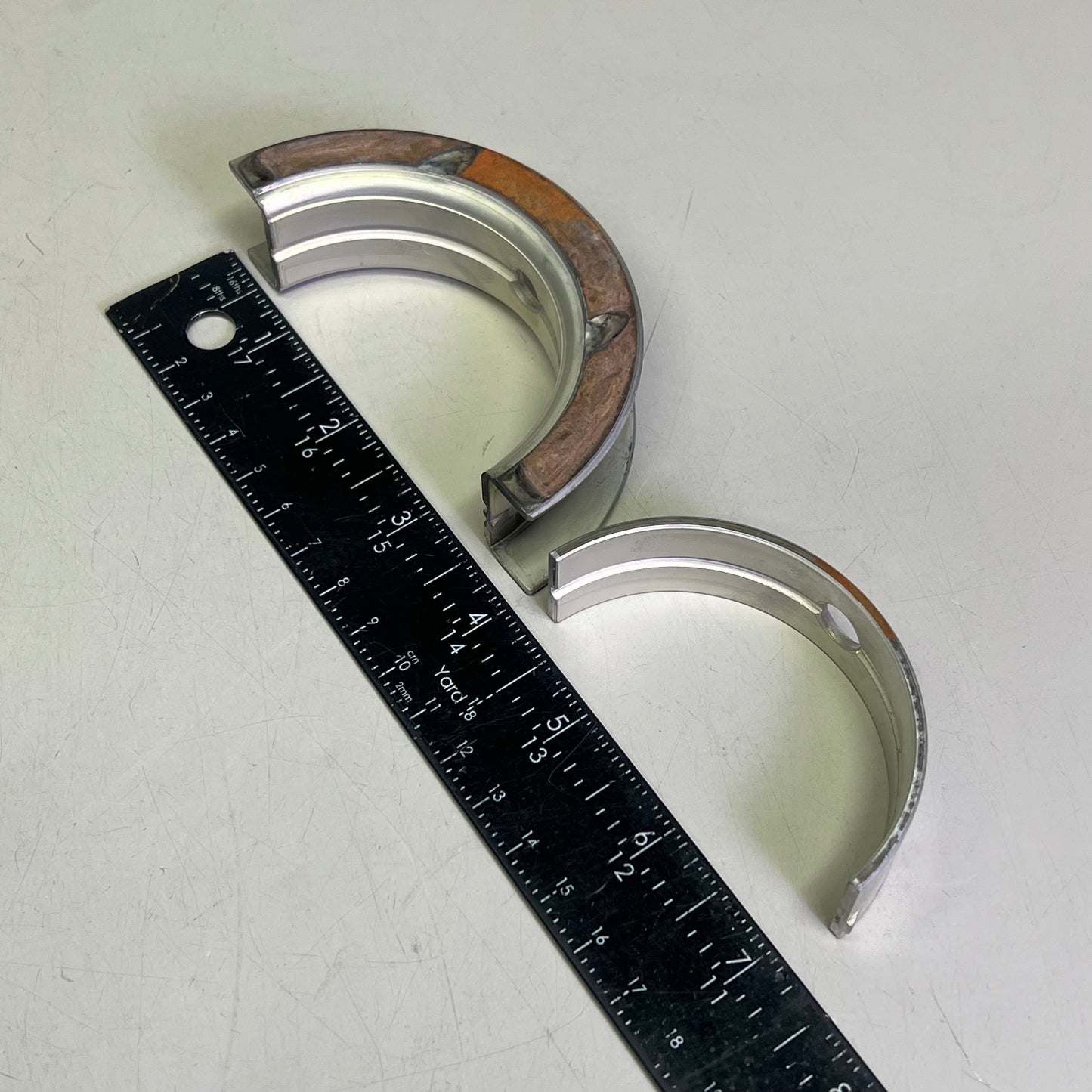 MAHLE Clevite P-Series Main Bearing Set For Ford Made In USA Part MS-863P
