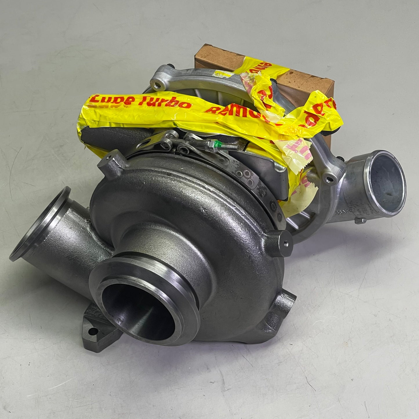 OE-TURBOPOWER Turbocharger For Ford F-250, 350, 450 Super Duty Steel D1004 Remanufactured