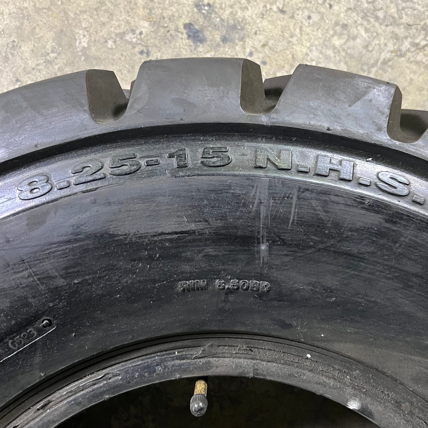 MAXAM Industrial & Forklift Tire Dot 0823 Sz 8.25-15 N.H.S Black MS801