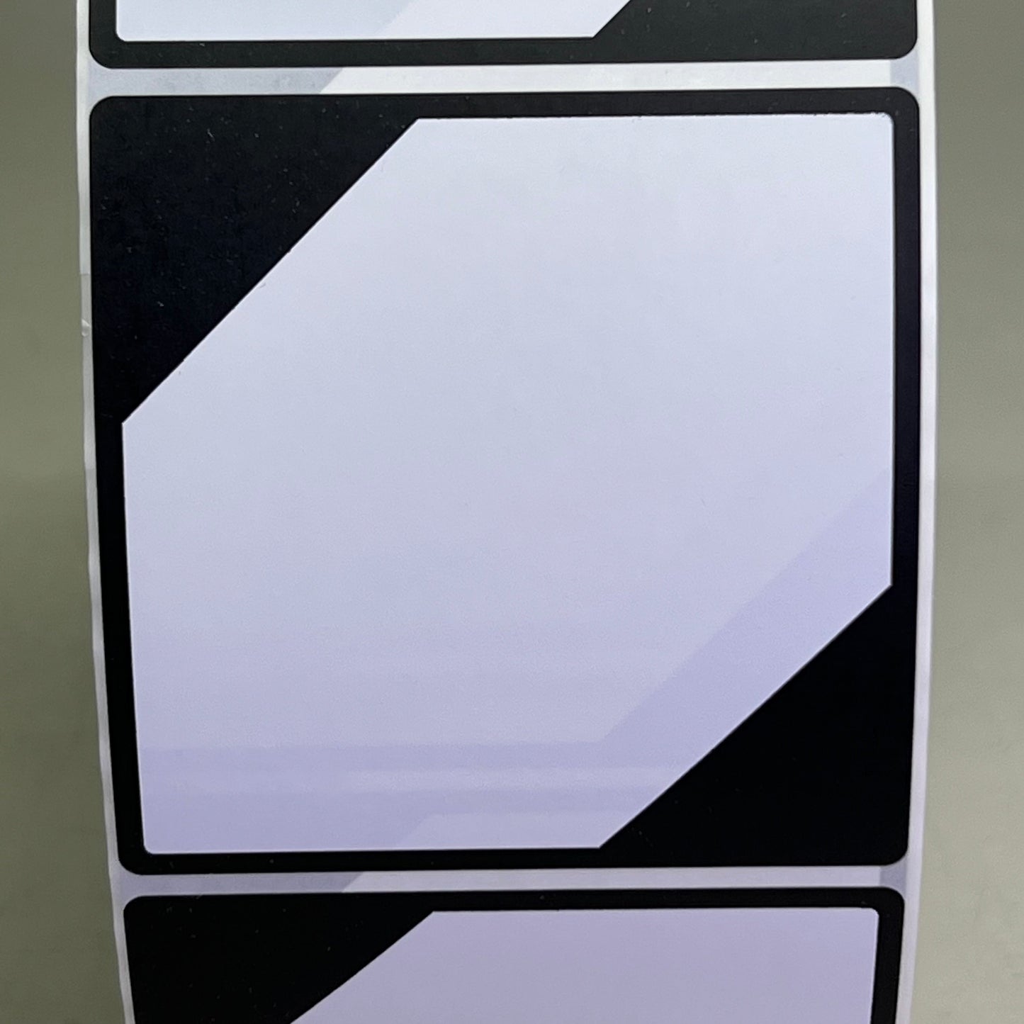 DOT Handling 4x4 Thermal Transfer Label 5600 Labels/Roll, Black & White ULTCOR102