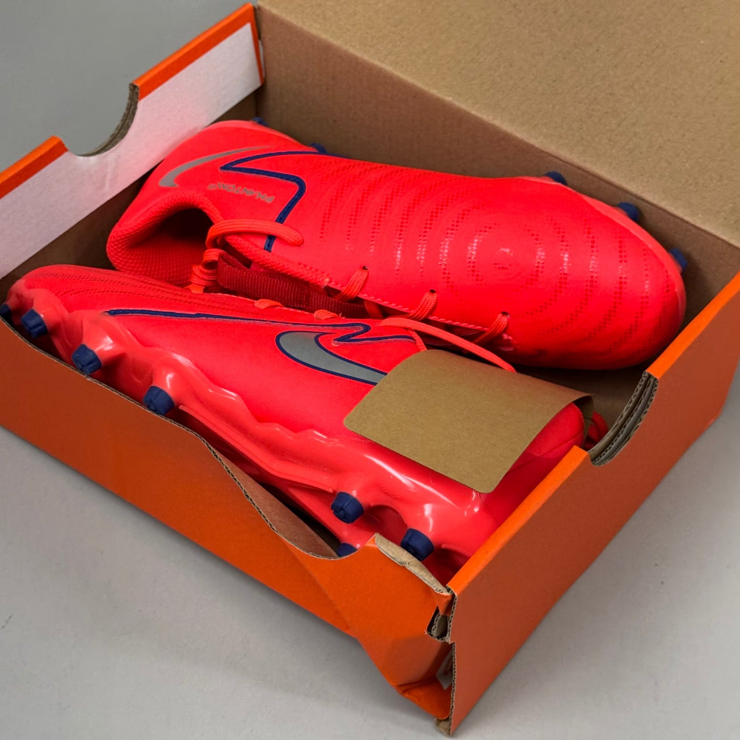 NIKE Kids Shoes Cleat Phantom GX II Academy X Haaland FG/MG Sz 2y Bright Crimson As-is