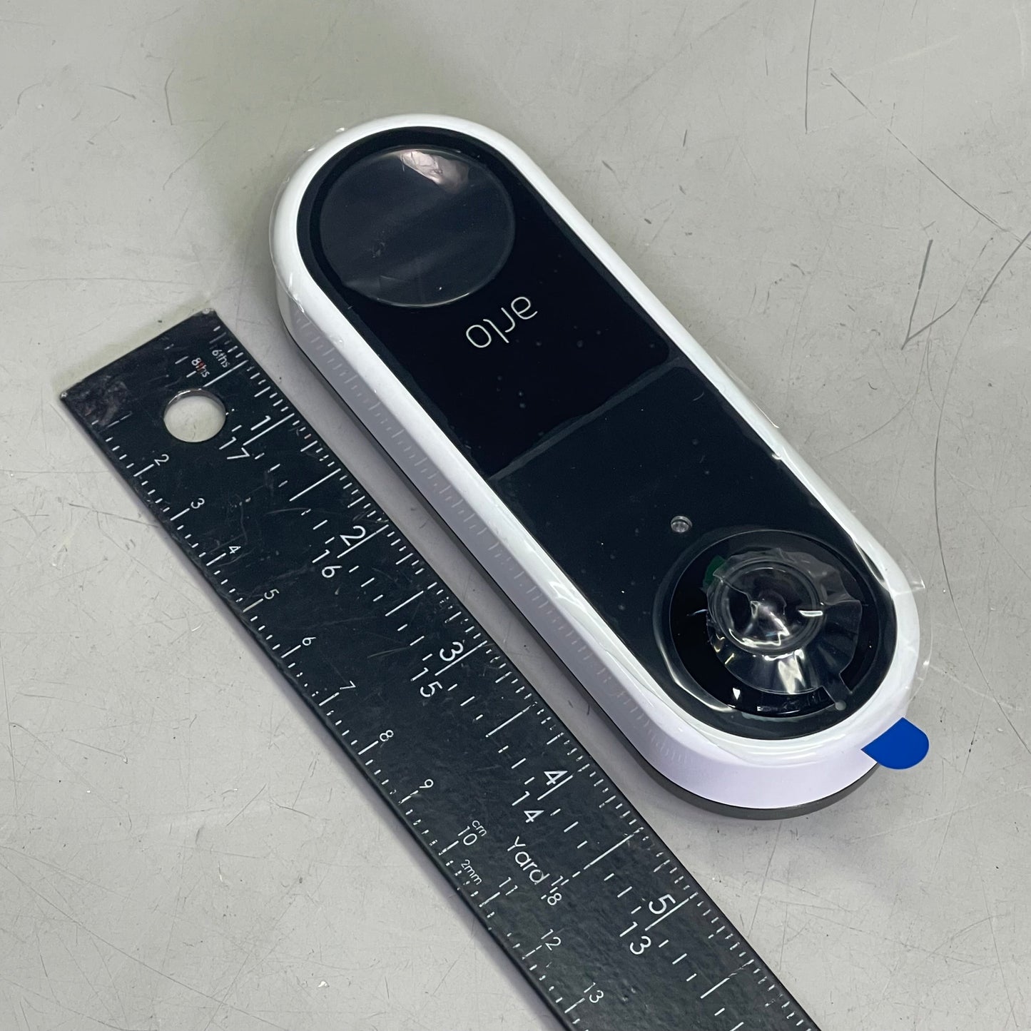 ARLO Wired Video Doorbell w/ Night Vision 180° FOV White AVD1001W-100NAS (Pre-Owned)