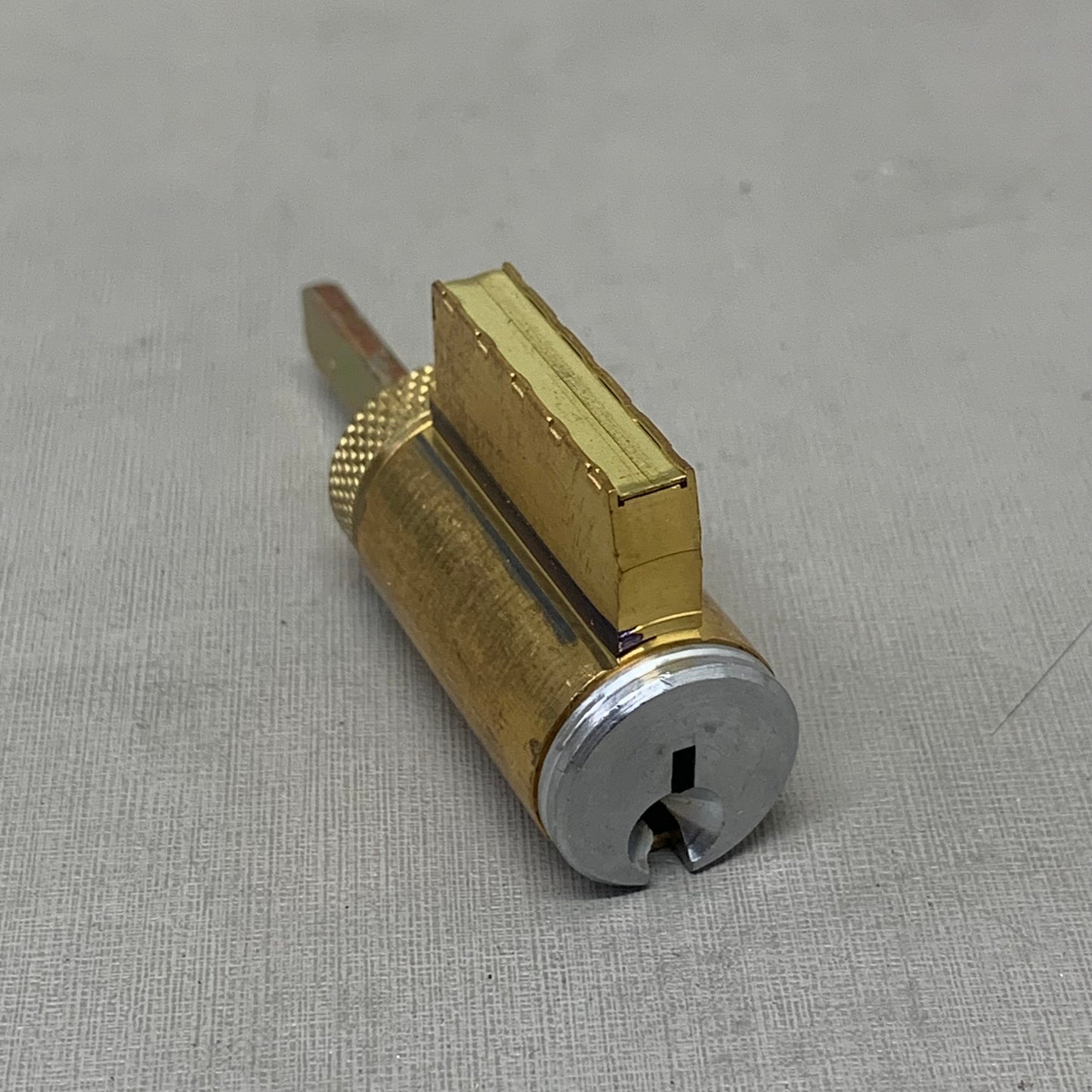 SCHLAGE Multiple Tailpiece Key-in-Knob/Lever Cylinder ND Series 40-100