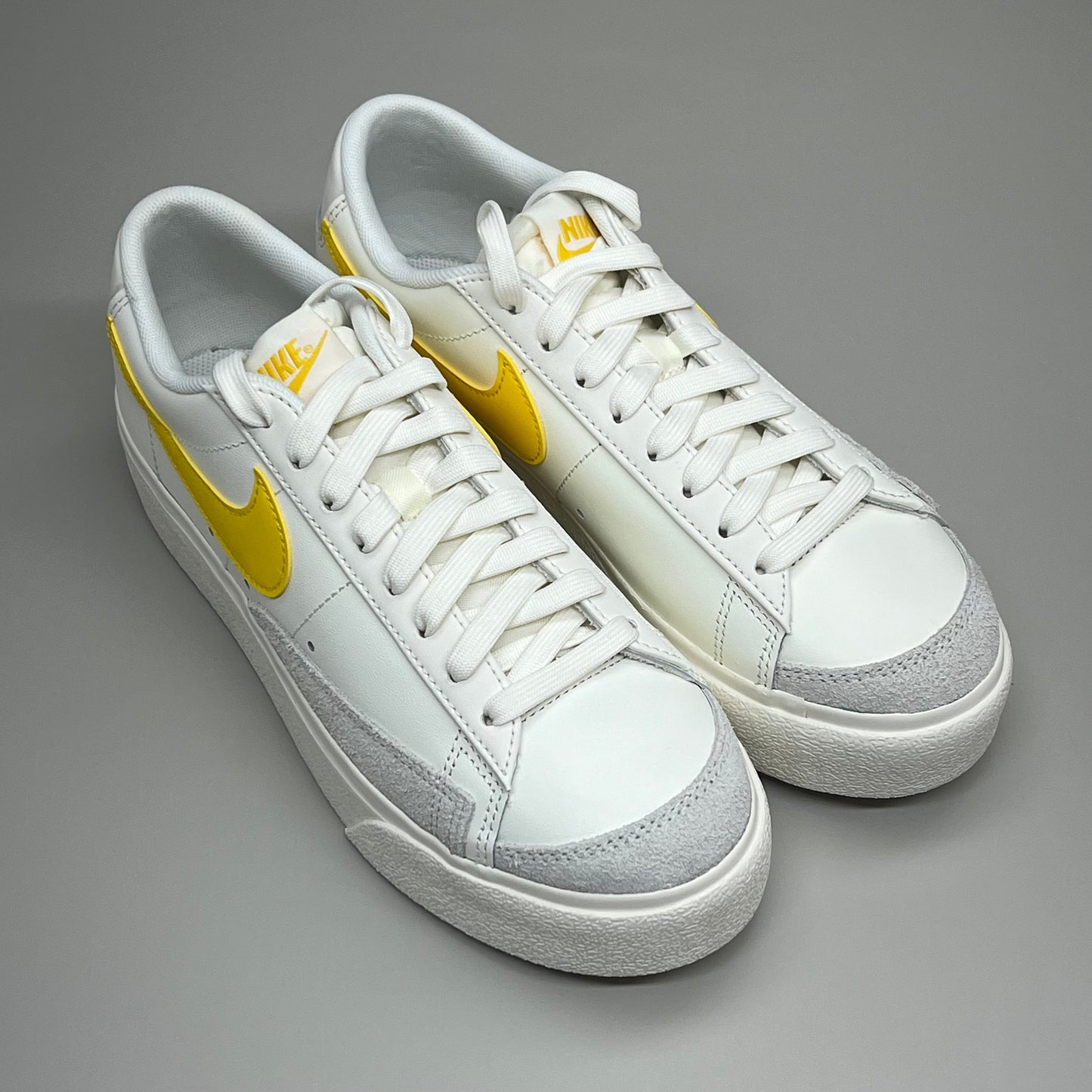 NIKE Blazer Low Cut Platform Sneaker Sz Women's 11.5 Men's 10 Yellow/Grey/White