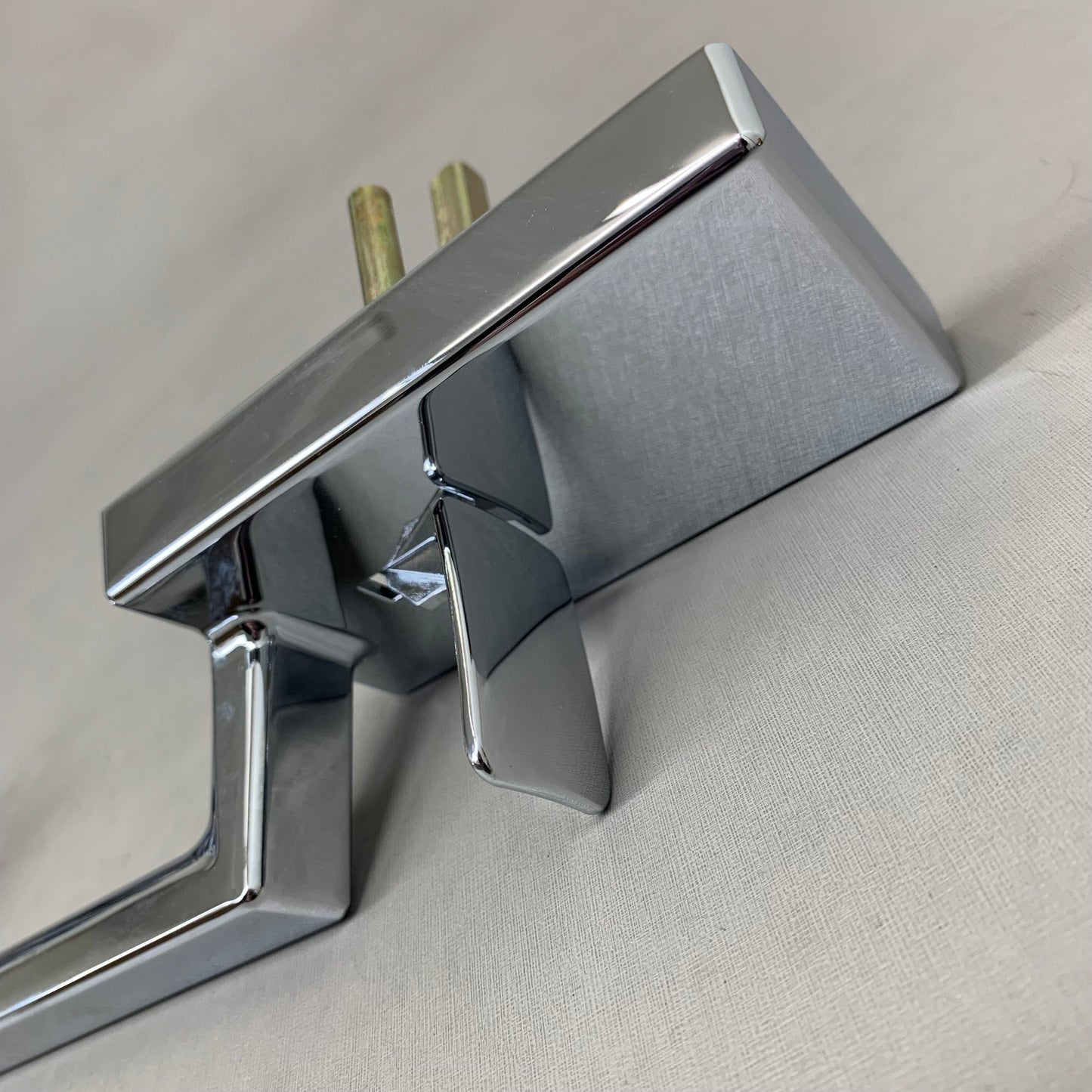 SCHLAGE Front Entry Handle Set Interior 12.5" H  Bright Chrome 16-070-10-101-134