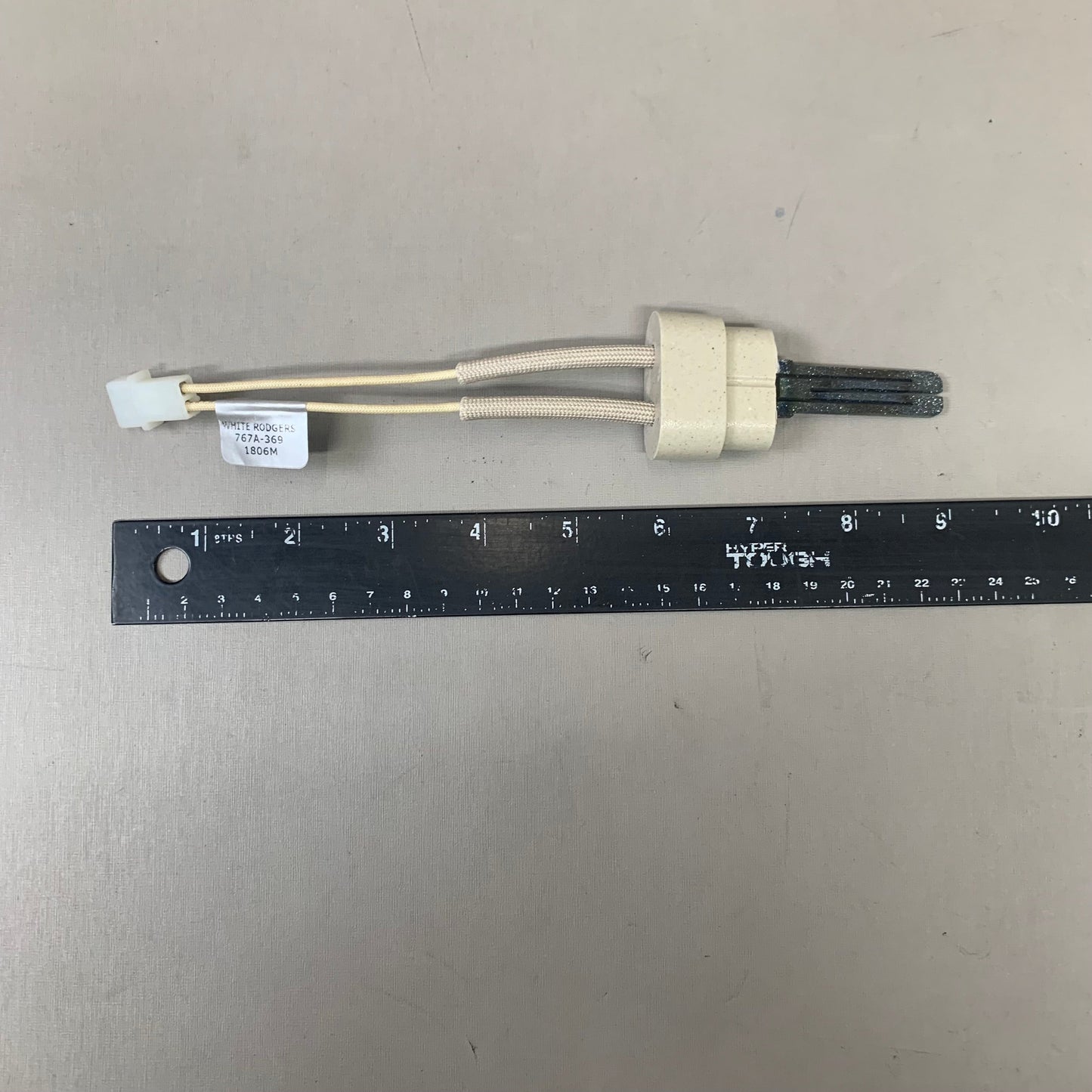WHITE RODGERS EMERSON Hot Surface Ignitor White 767A-369