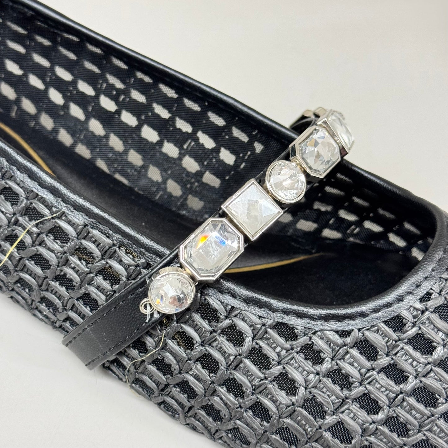 KENNETH COLE New York Zeta Raffia Jewel Jane Flat Women's Sz 10 Black KL25ZMJ01