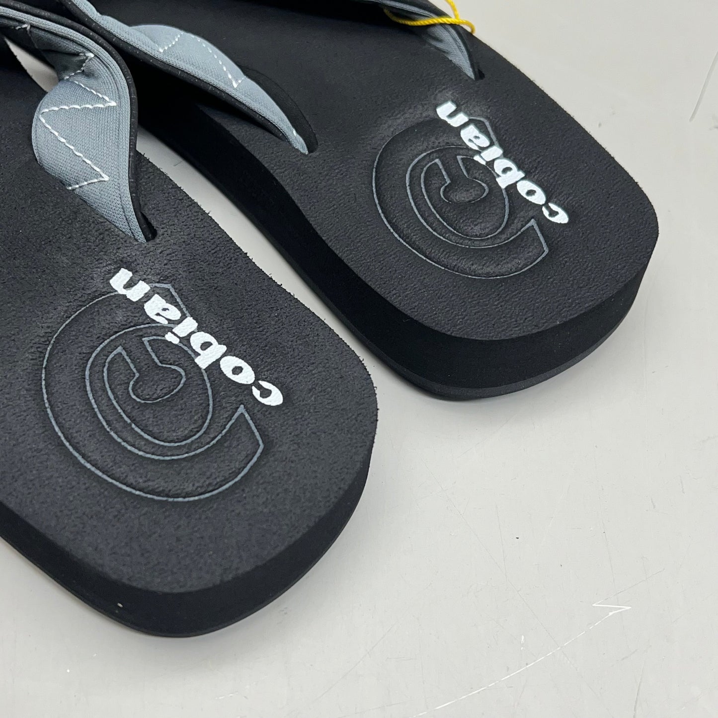 COBIAN Floaters 2 Synthetic Strap Flip Flop Men's Sz 8, EU 40 Black FLT18-001-8