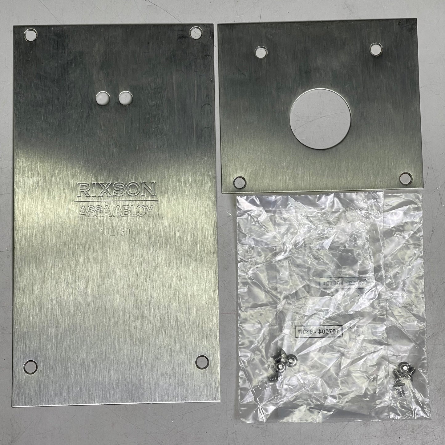 NORTON RIXON 30 Series Floor Plate Pack Heavy Duty Closer Satin Chrome 304020626