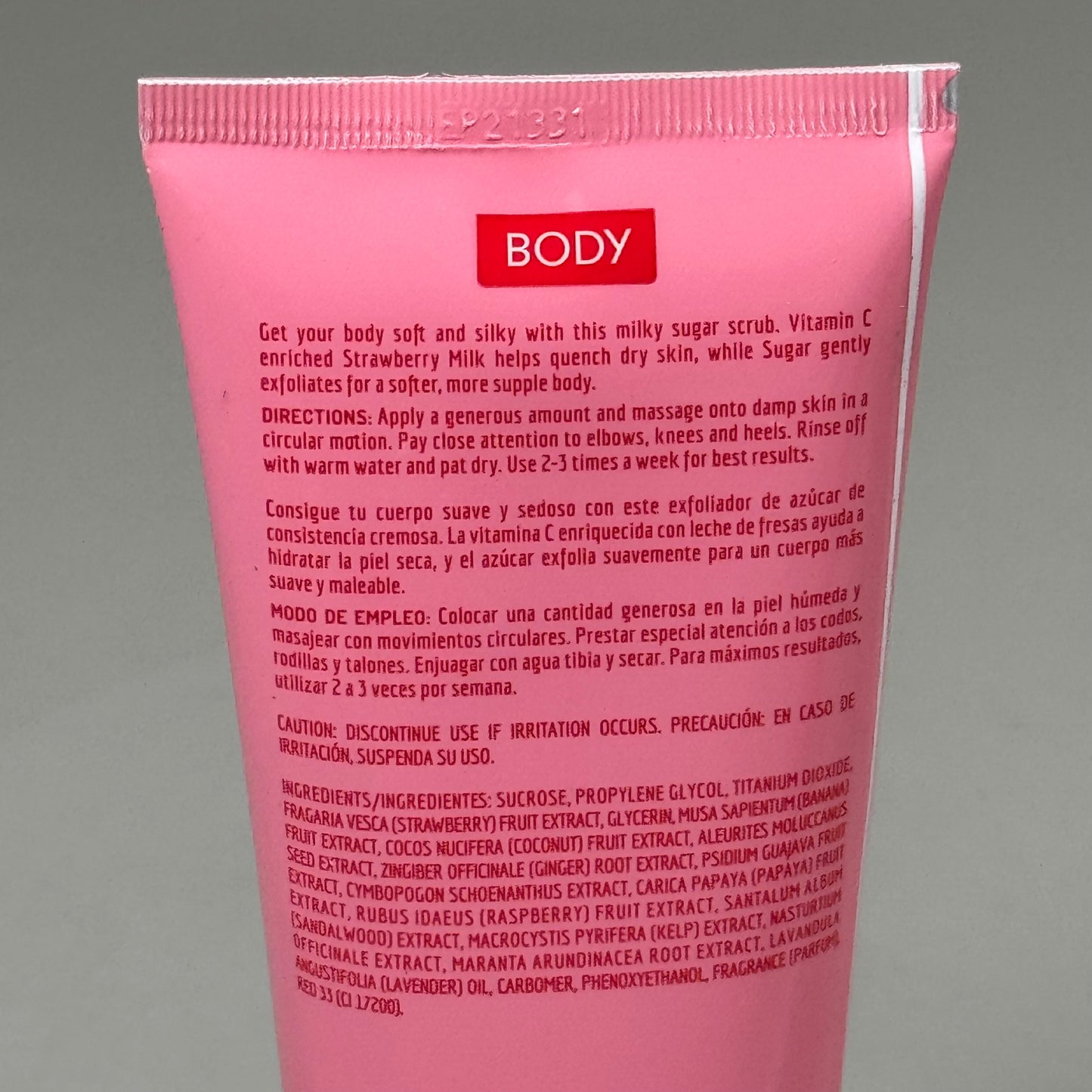ZA@ FREEMAN (2 PACK) Hydrating Body Sugar Scrub Strawberry Milk Scent 6 fl oz