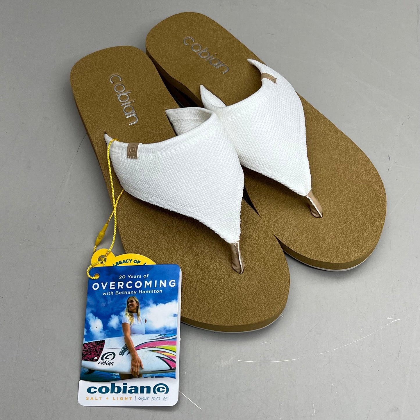 COBIAN Bermuda Bounce Mesh Strap Women's Sz 7 EU 37  Cream BEB24-110-7