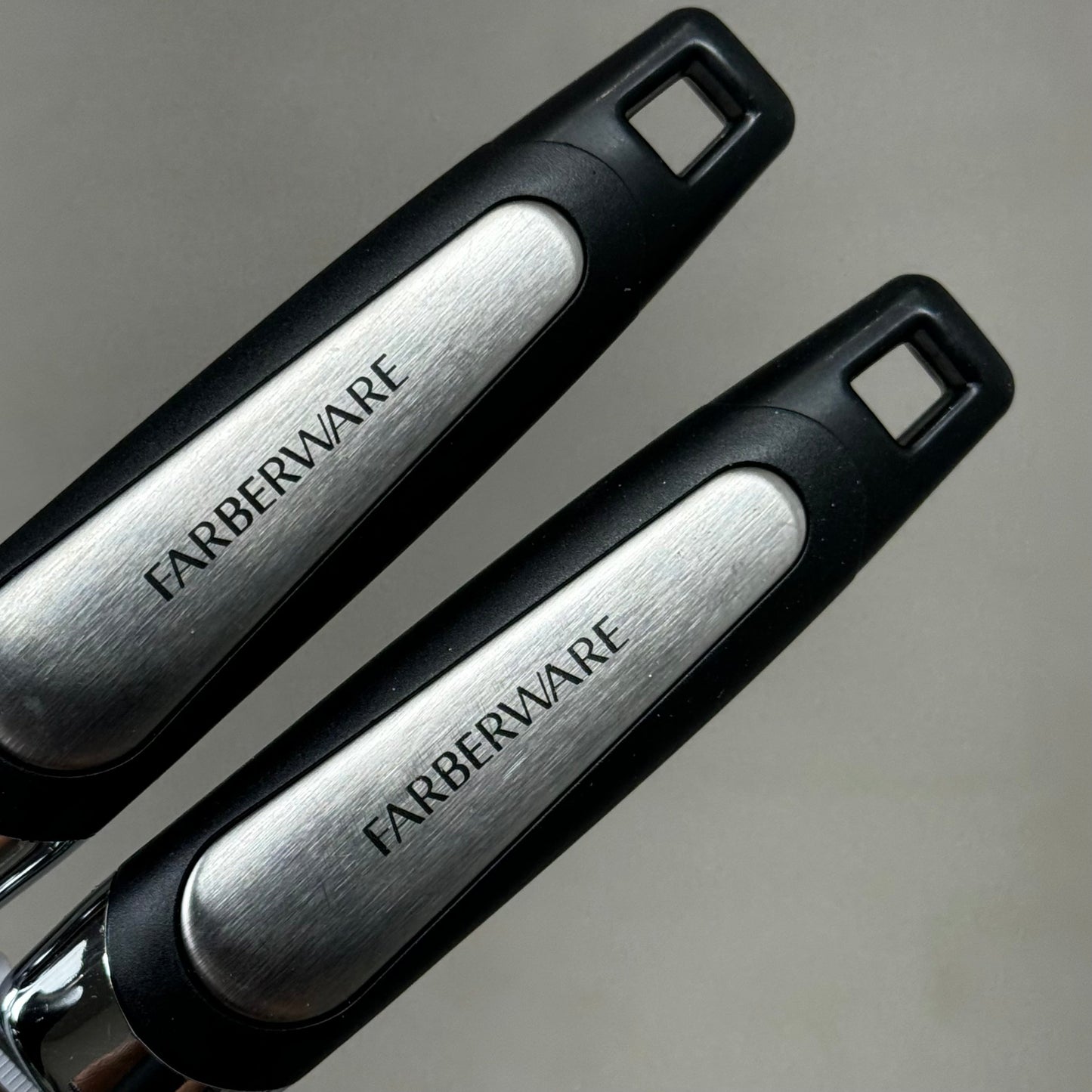 FARBERWARE Professional Can Opener w/Built in Bottle Opener 83036-93