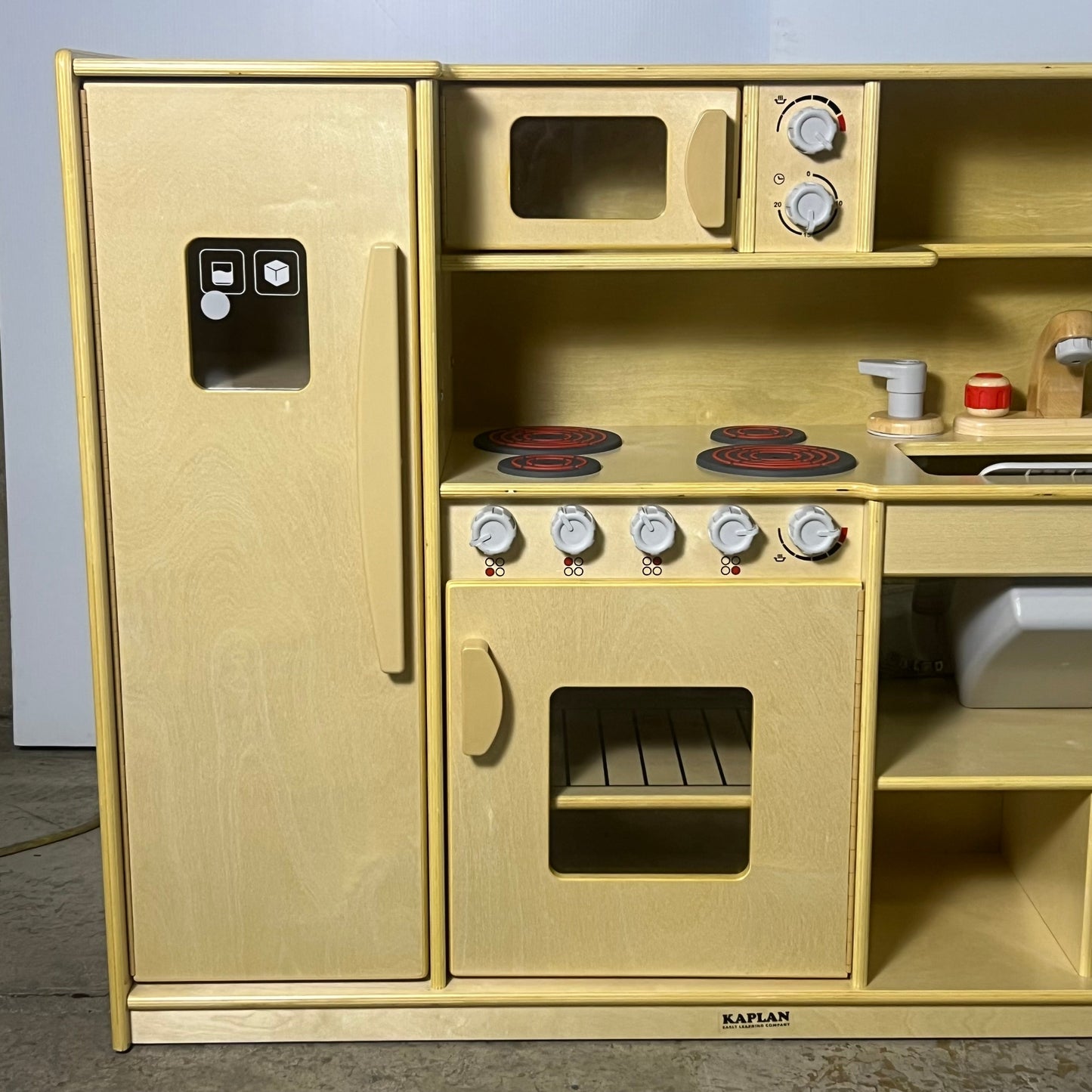 KAPLAN Carolina Wooden All-in-One Kitchen Playset Sz 48" W x 15" L x 38" H