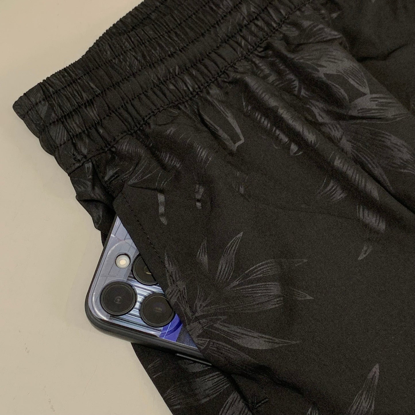 RAYA SUN Stretch Swim Style Shorts W/ Flower Design Women's 1X Black/Gray