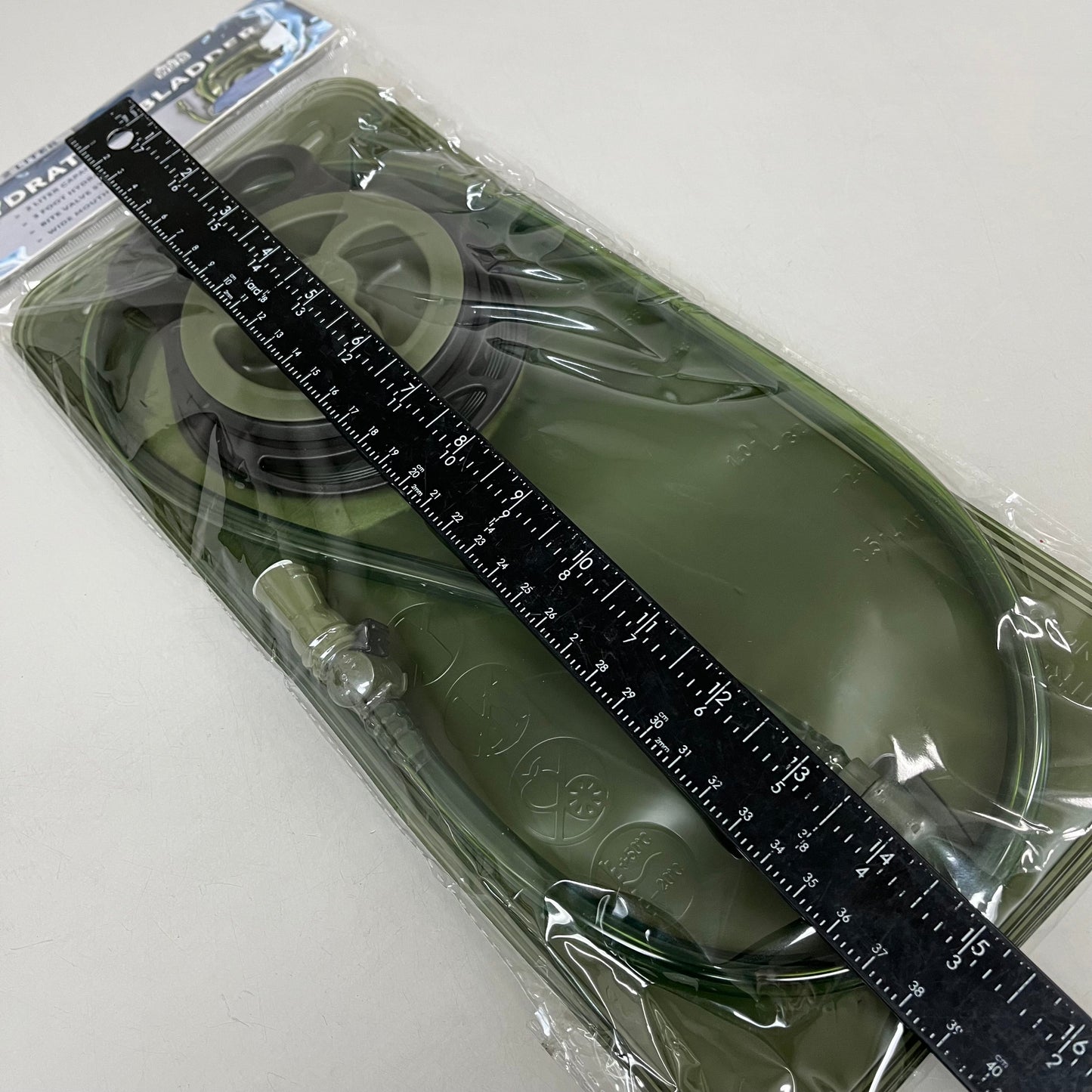 WORLD FAMOUS SPORTS Hydration Bladder 2 Liter 3.6"x7"x1" Forest Green XHB-BDR