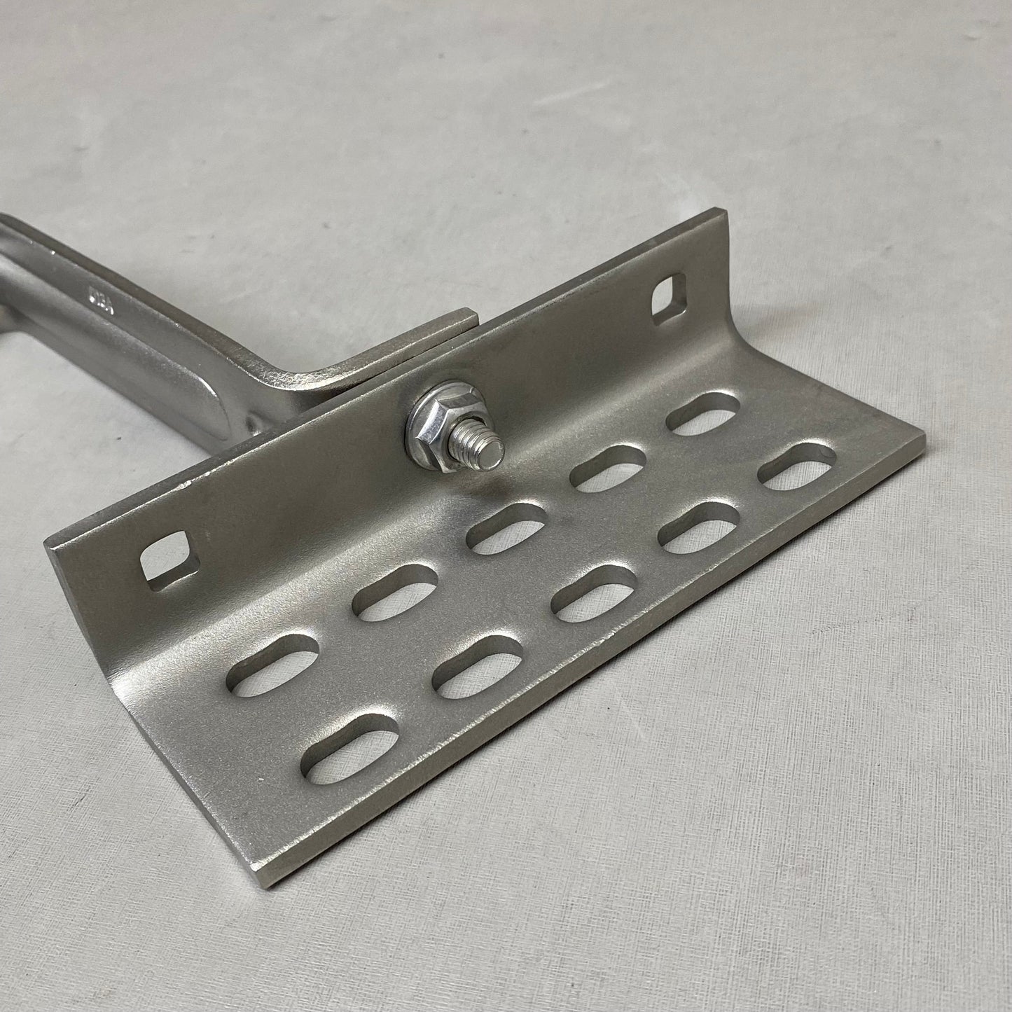UNIRAC Tile Hook Side Mount 7.06"x5.5"x7.93" Steel 004CT5H