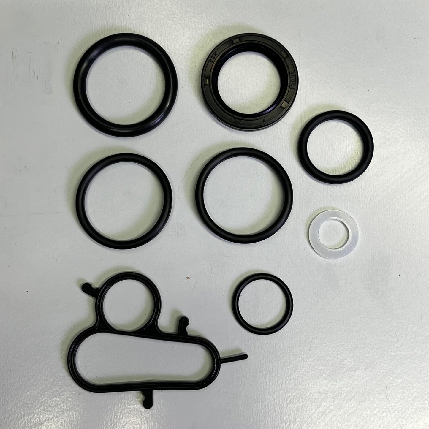 MAHLE Original Full Gasket Set For Chrysler & Dodge Made In USA 95-3572