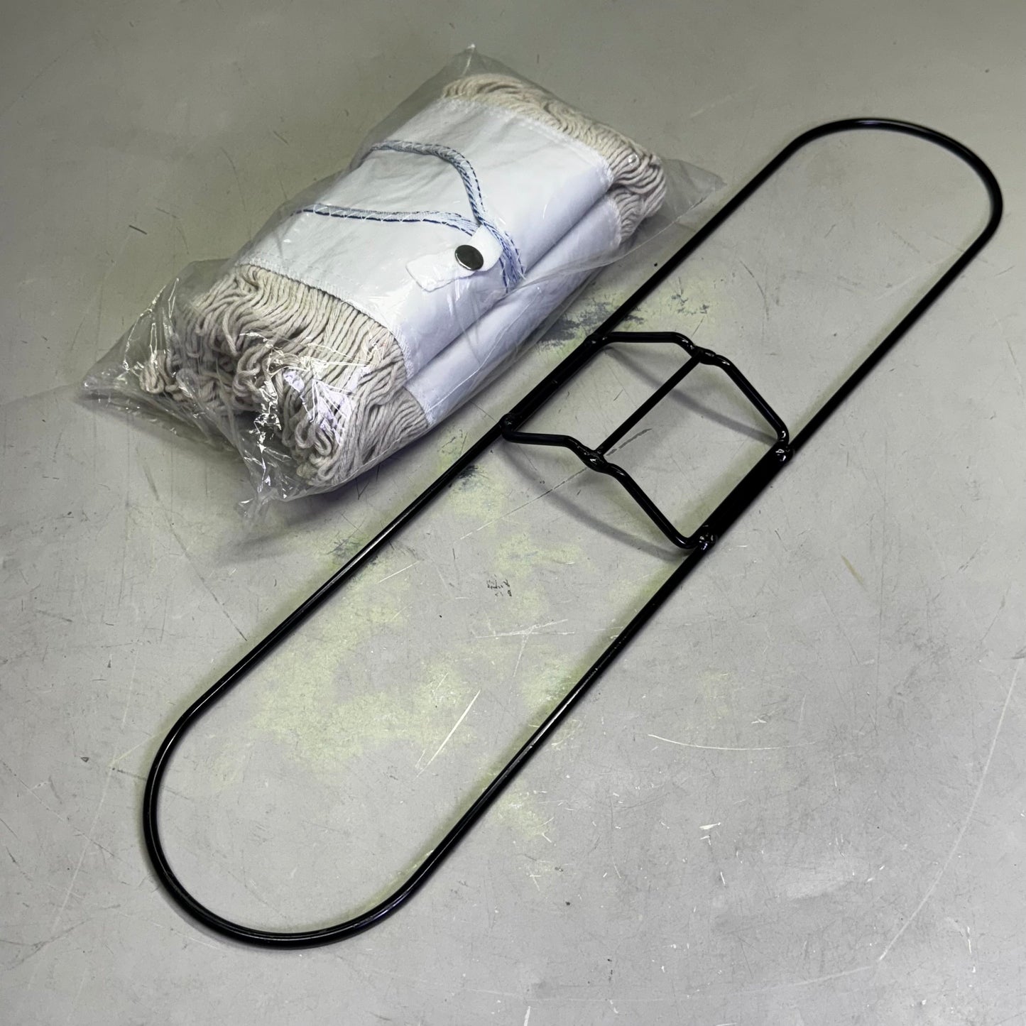 GENUINE JOE 24" Dust Mop With Handle, Wood 54101