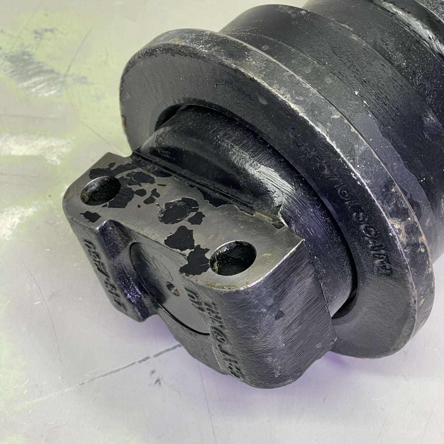CAT OEM Roller GP-SF 12" L x 6.5" Dia Black & Steel 459-5714
