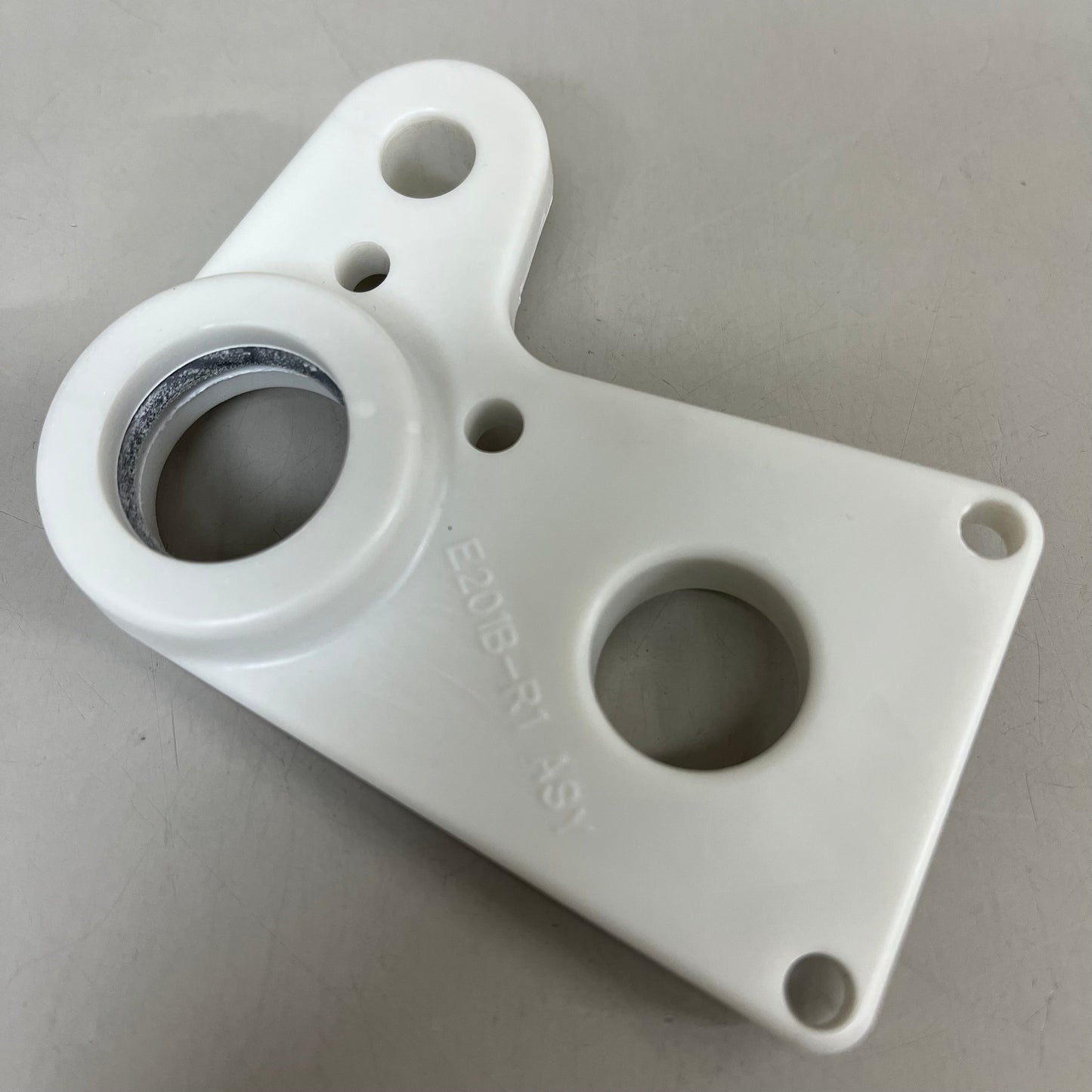 VERSAMATIC Genuine Parts Shaft Retainer Right Assembly White E201B-R-ASY