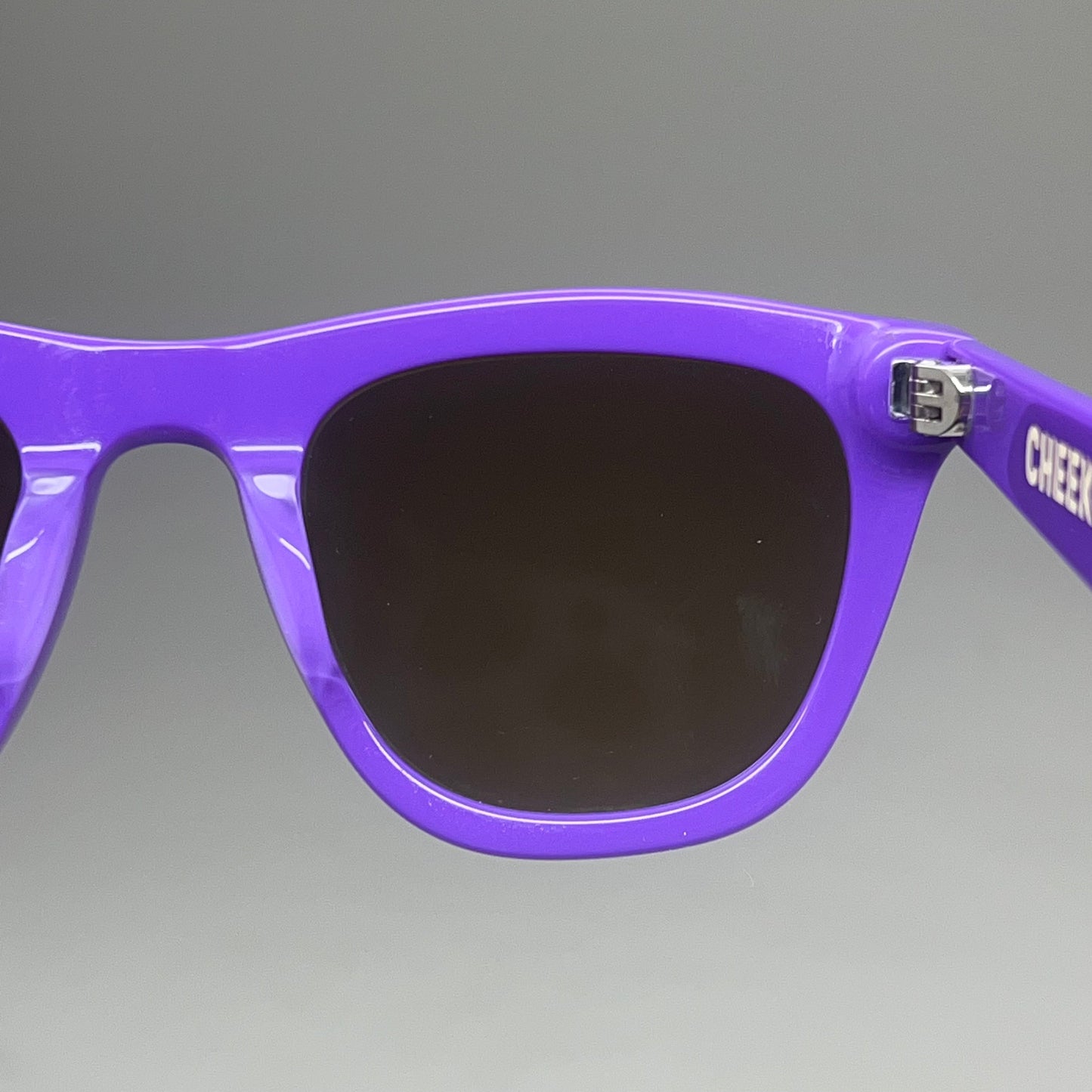 FRIDA MAE CHEEK Clemente Square Polarized Lens Sunglasses Purple SUN-SQUARE-PUR AS-IS