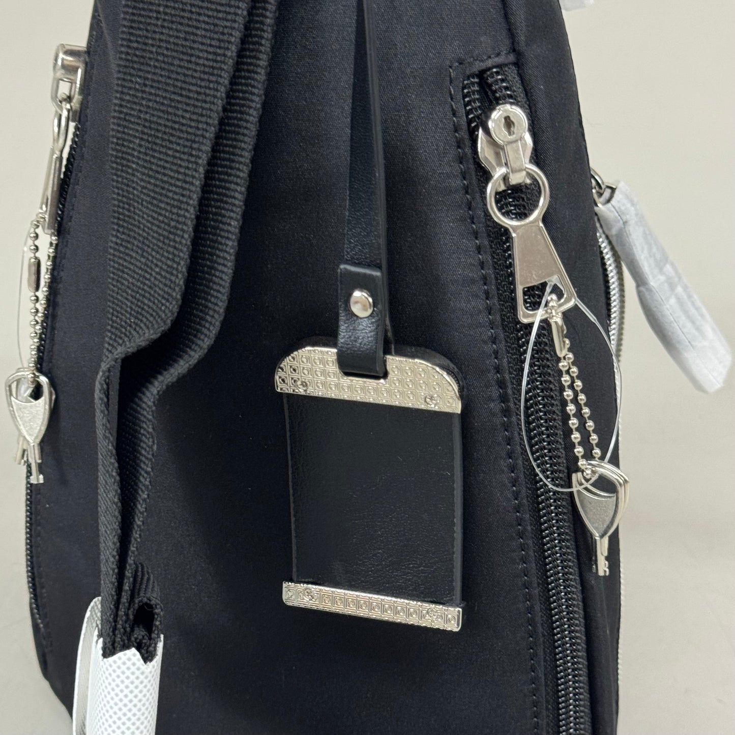 BULLDOG CASES Sling Bag W/ Gun Holster 14"x7"x5" Black