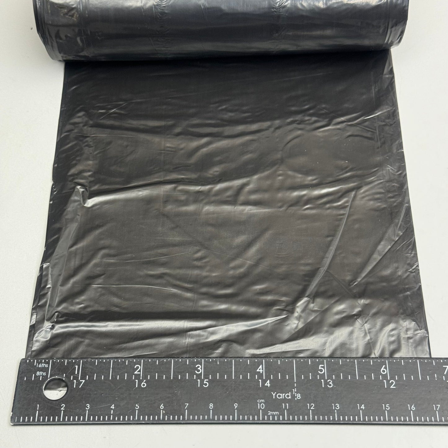 EARTHSENSE (500 PACK) 7-10 Gal Trash Black Bags 24”x 23” RNW2410-538892 Plastic Black