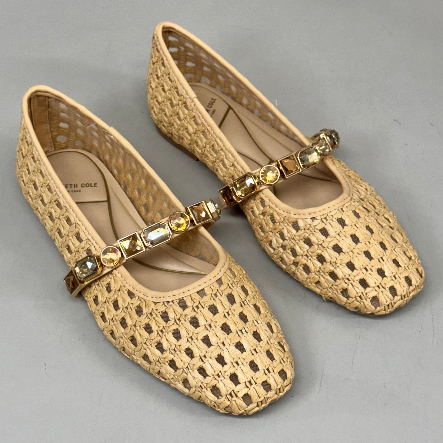 KENNETH COLE  New York Zeta Raffia Jewel Jane Flat Women's Sz 5 Tan KL25ZMJ01