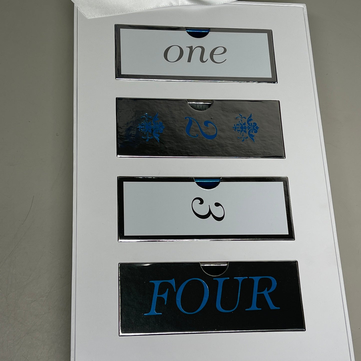 PHILLIP B. (Gift Set) 8 Days of Hanukkah Calendar Luxury Gift Set Collection