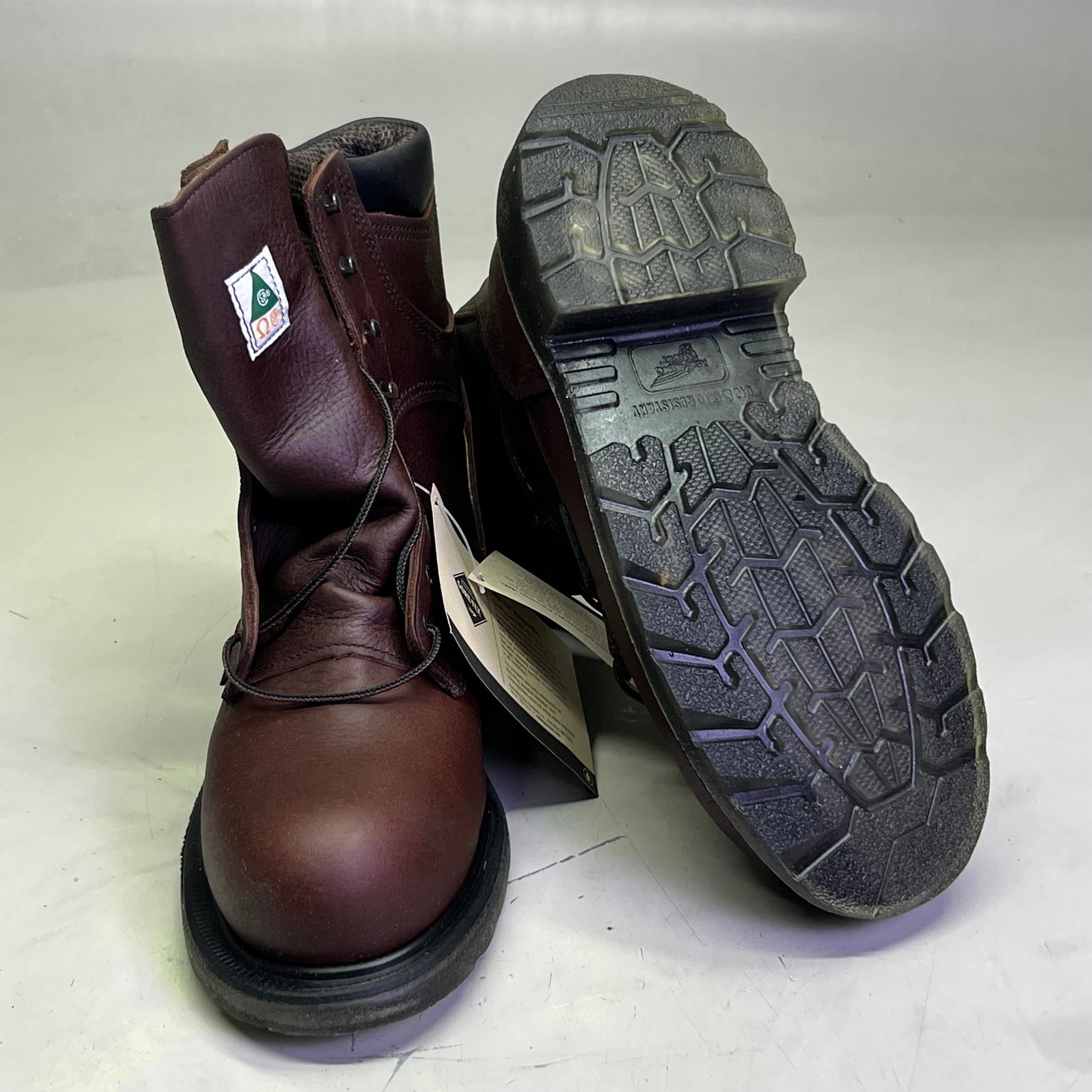 RED WING SHOES  Men's Sz 7.5 Insulated, Waterproof CSA Safety Toe Boot, Brown 2412 (New Other, Dirty Box)