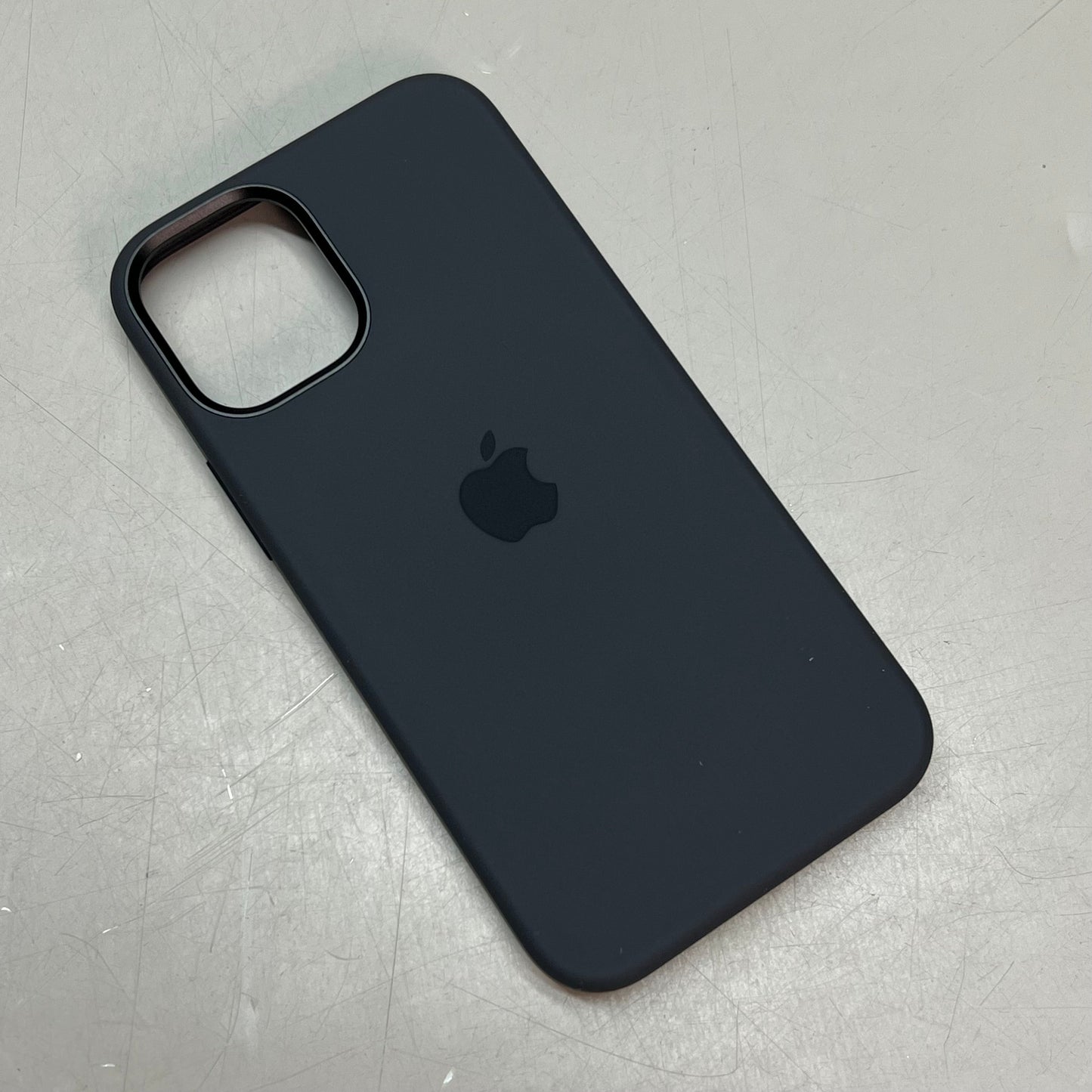 APPLE iPhone 12 Mini Silicone Case W/ MagSafe Black MHKX32M/A (Return)