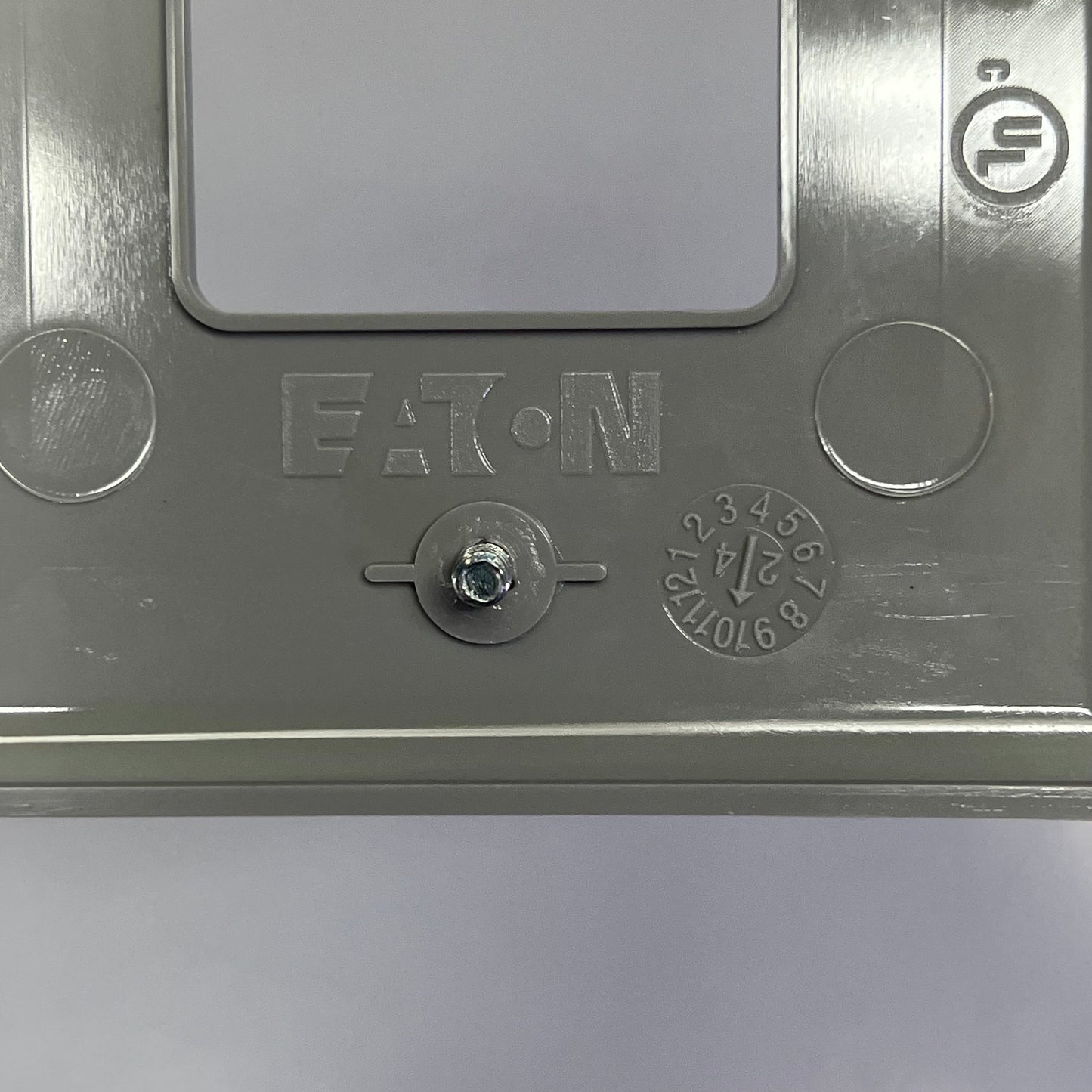 ZA@  EATON (5 PACK) Polycarbonate Single Gang GFCI Wall Plate Cutout Mid Size Grey PJ26GY